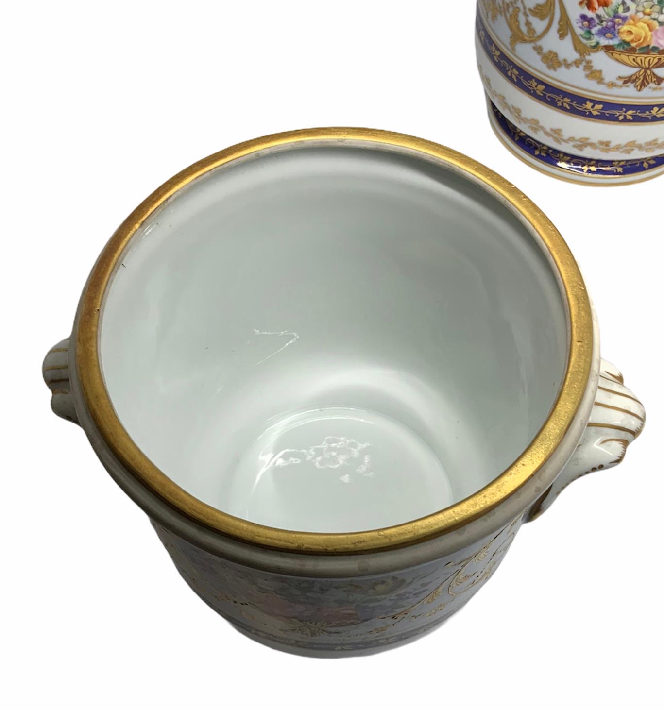 Paire de cache-pots en porcelaine Camille Le Tallec en vente 2