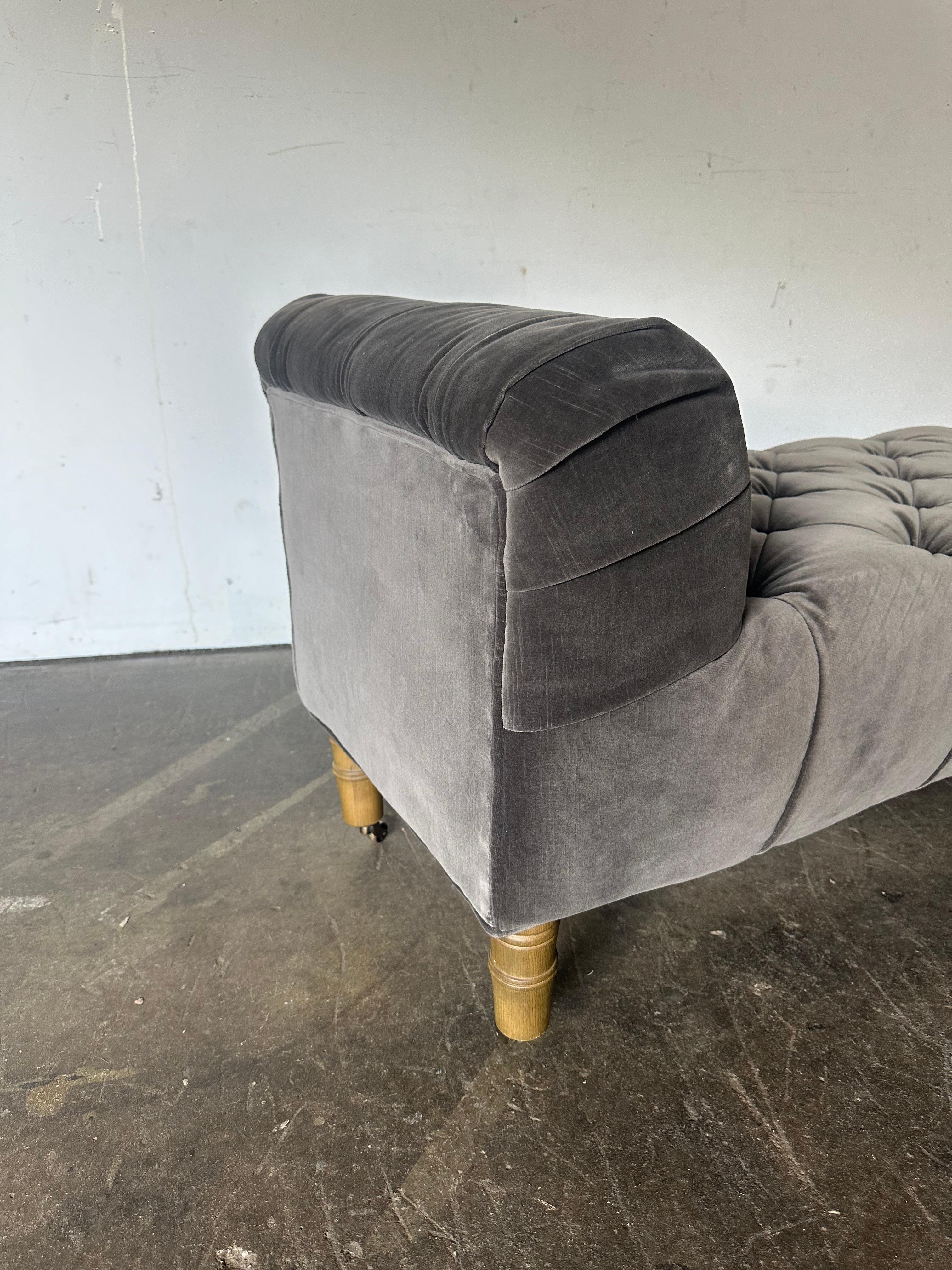 Camille Tufted Sofa Bench by Restoration Hardware In Good Condition In Brooklyn, NY