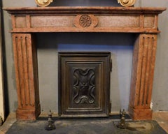 camino in marmo Rosso Verona scolpito, italia