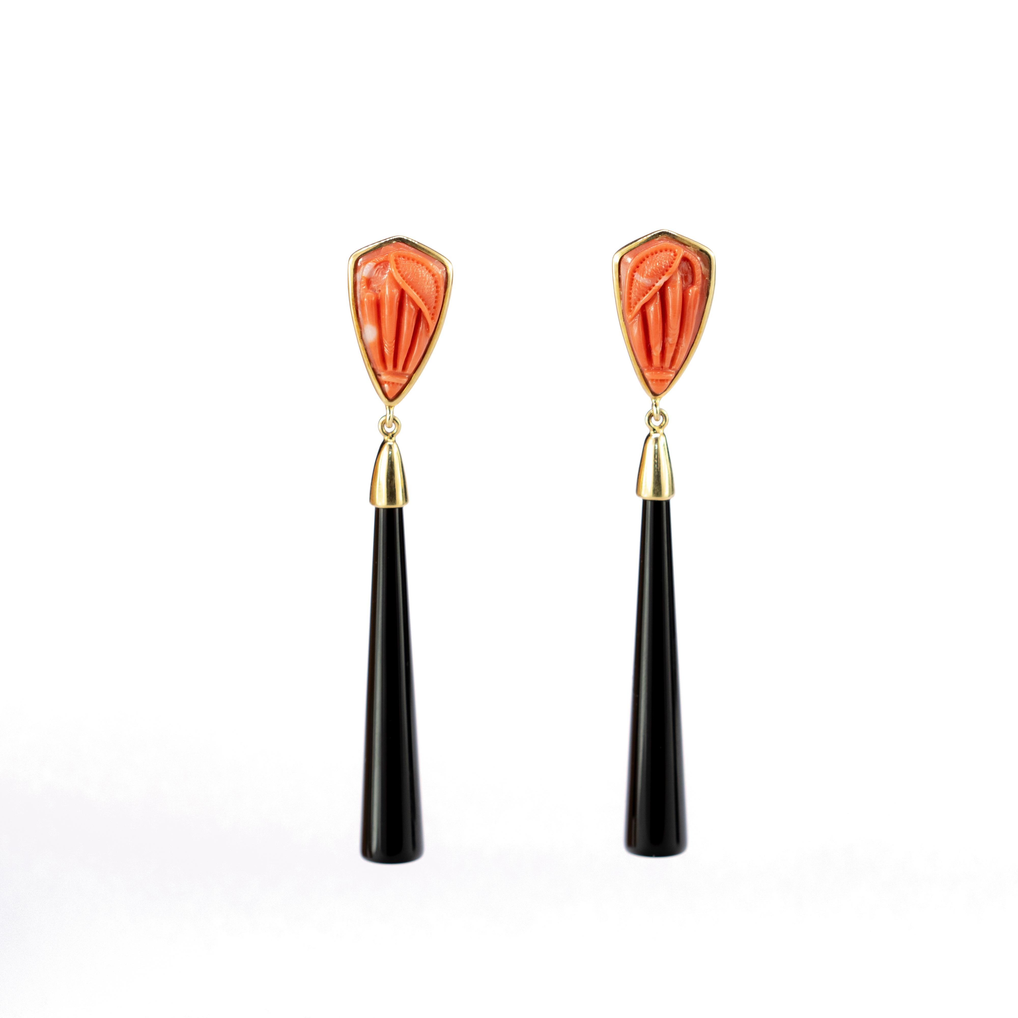 Women's Cammeo Pink Coral Drops Black Agate 18 Karat Gold Long Carved Dangled Earrings For Sale