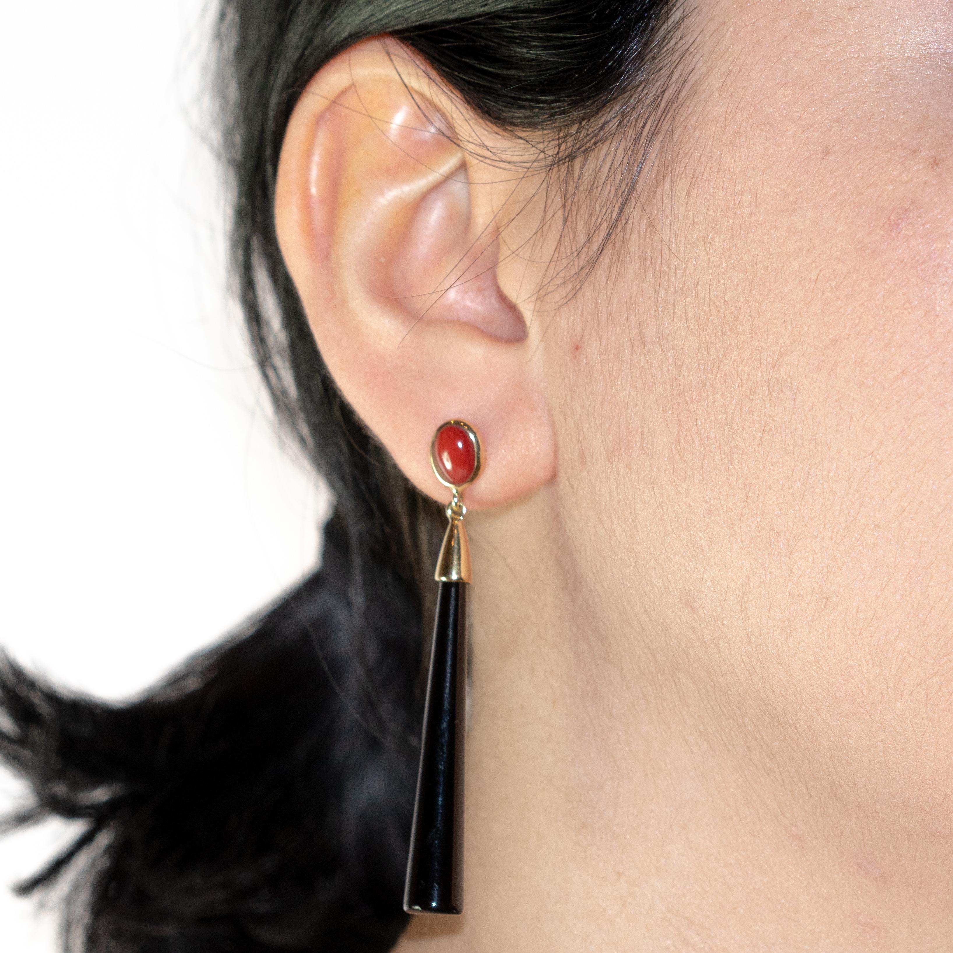Women's Cammeo Red Coral Drops Black Agate 18 Karat Gold Line Long Carved Lux Earrings