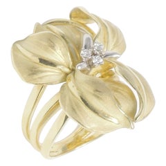 Cammilli Yellow Gold Flower Ring