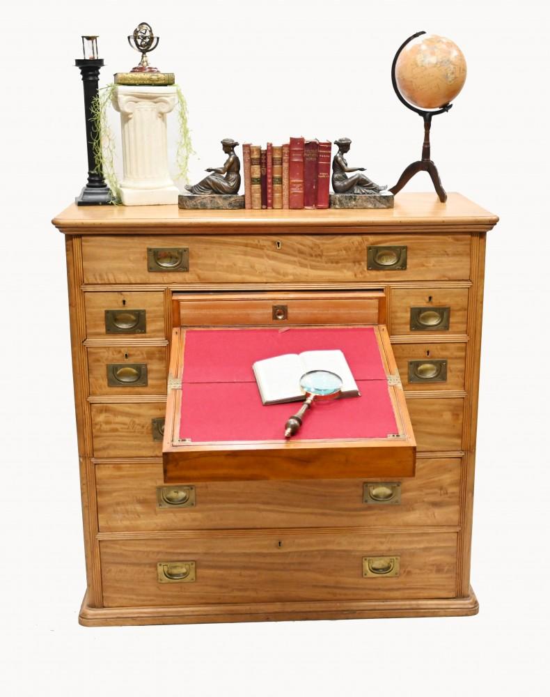 Baúl de Campaña Escritorio Secretario Alcanfor Madera Antigua principios del siglo XX en venta