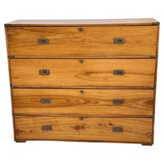 Commodes and Chests of Drawers