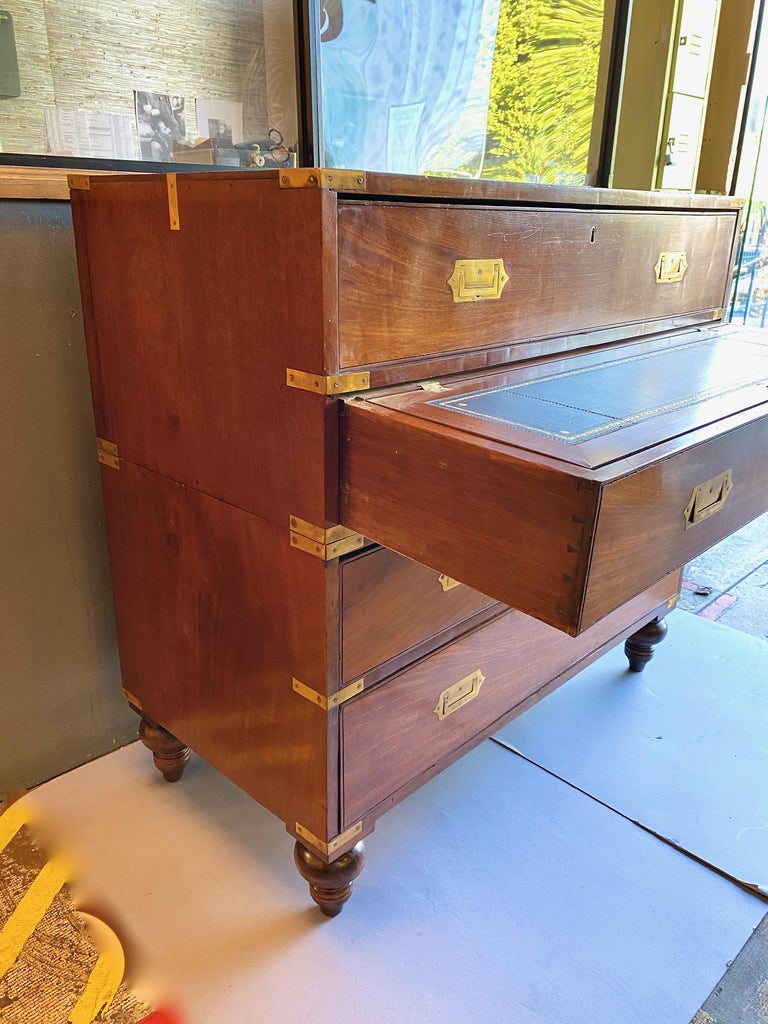 Campaign Chest Secretaire In Good Condition For Sale In Pasadena, CA