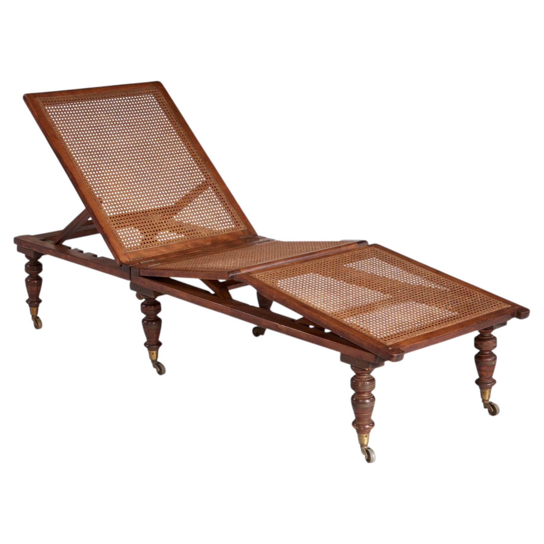 Campaign Day Bed