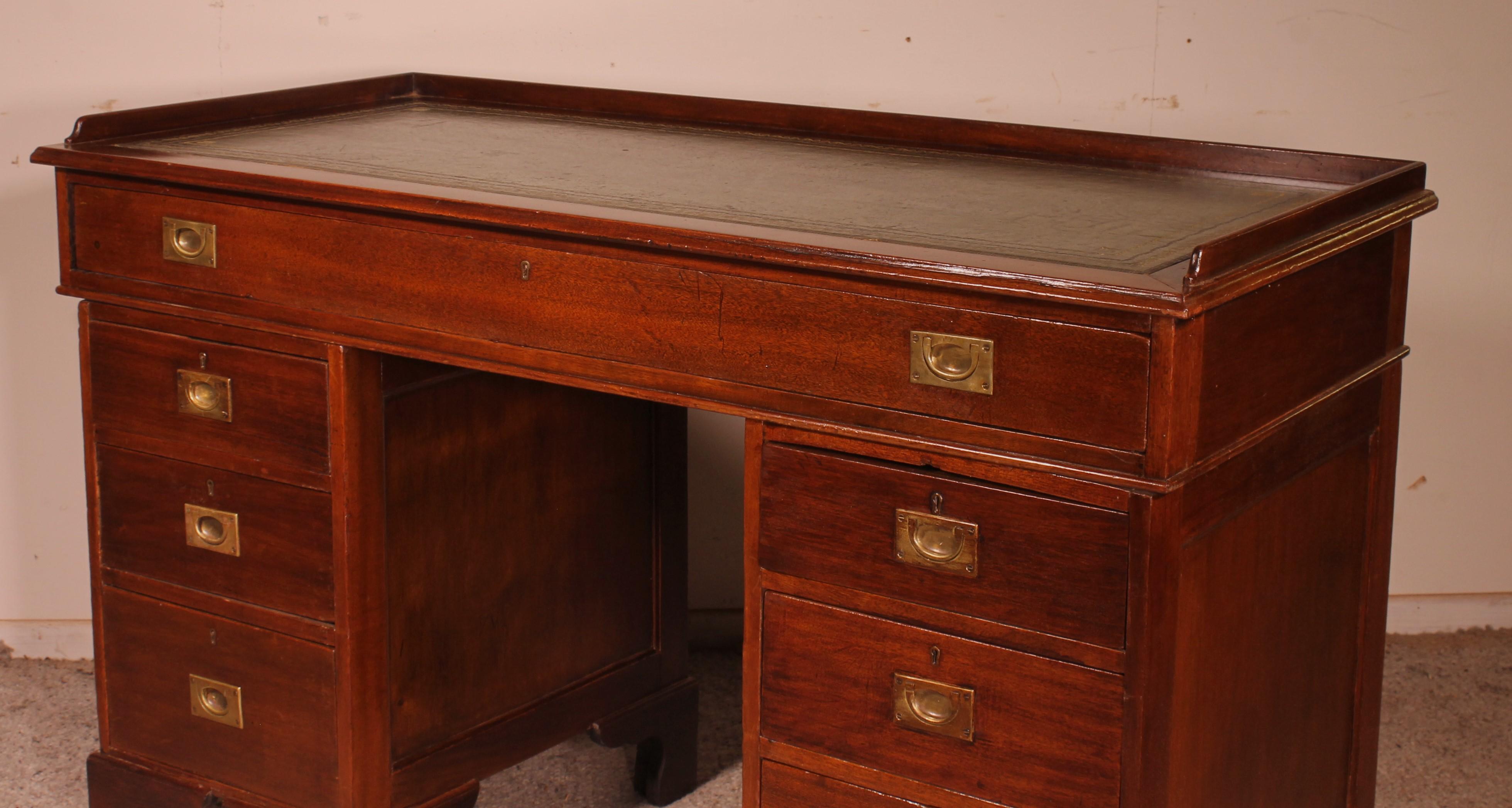 Campaign Desk In Mahogany-19 ° Century In Good Condition For Sale In Brussels, Brussels