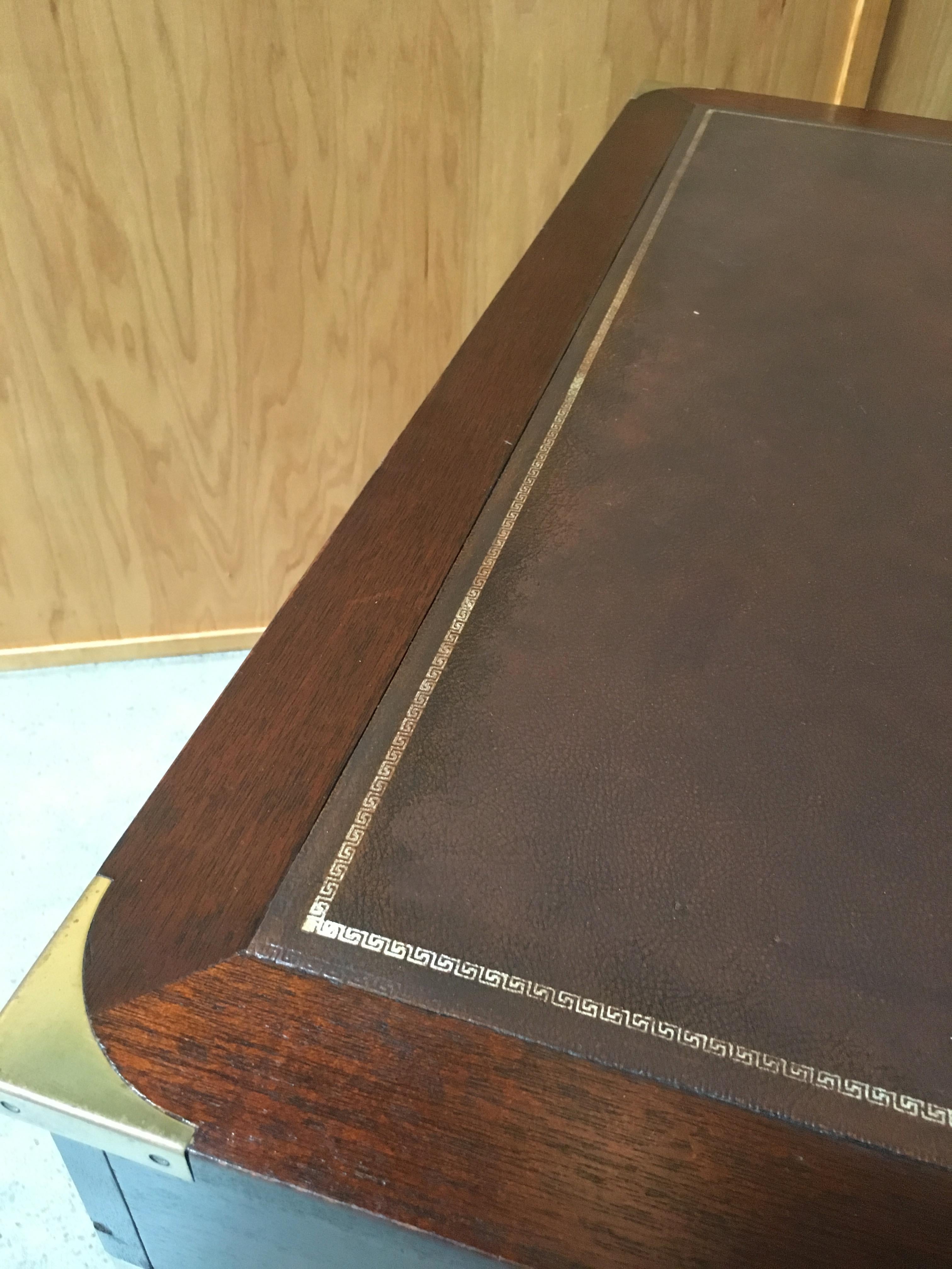 Campaign Desk of Mahogany and Leather  In Good Condition In Denton, TX