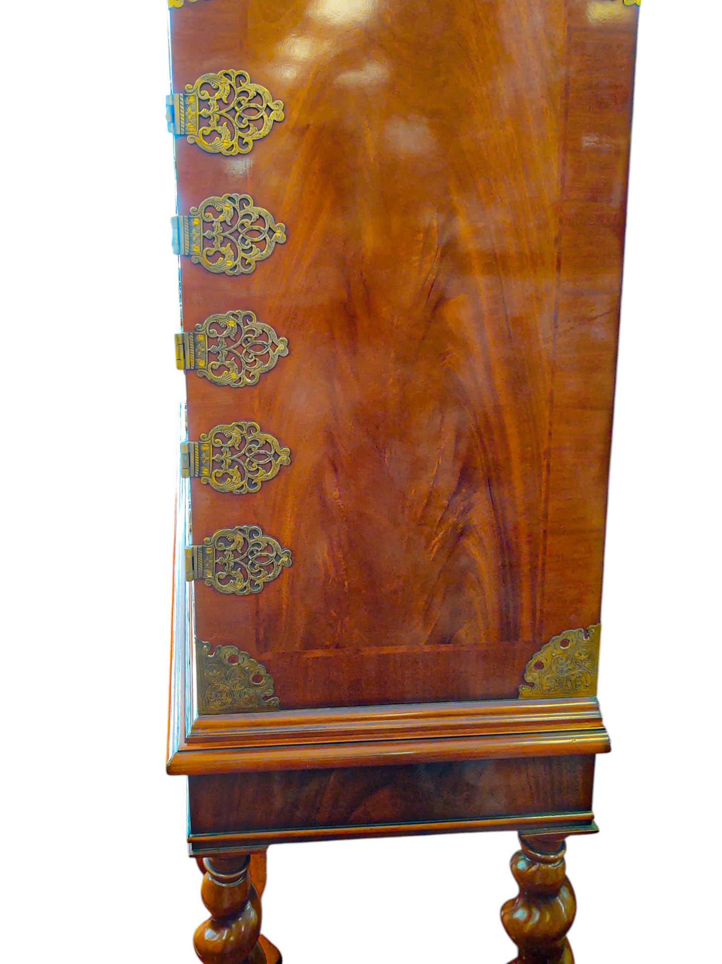 Campaign-Style Dry Bar Cabinet on Barley Twist Sculptural Base For Sale 8