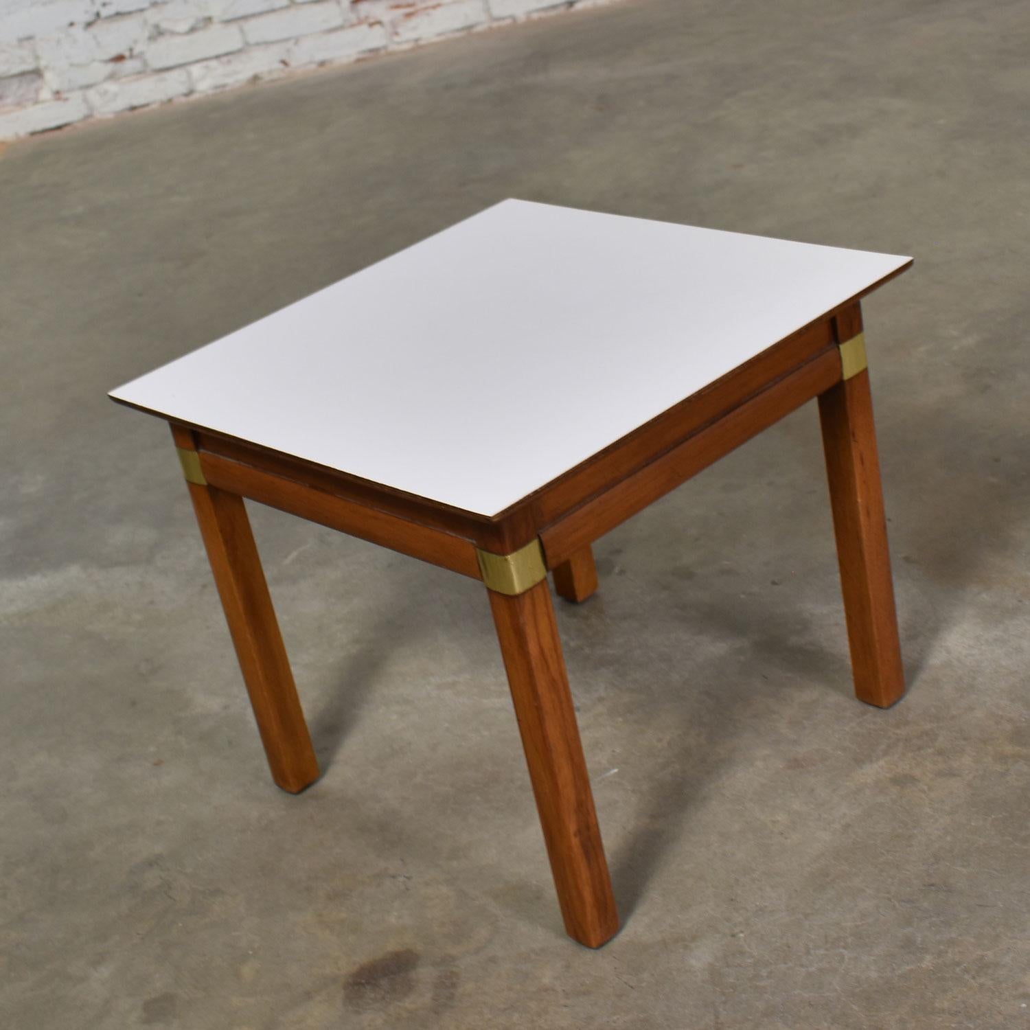 Campaign Style Square Side Table White Laminate Top by Hickory Furniture Mfg In Good Condition For Sale In Topeka, KS