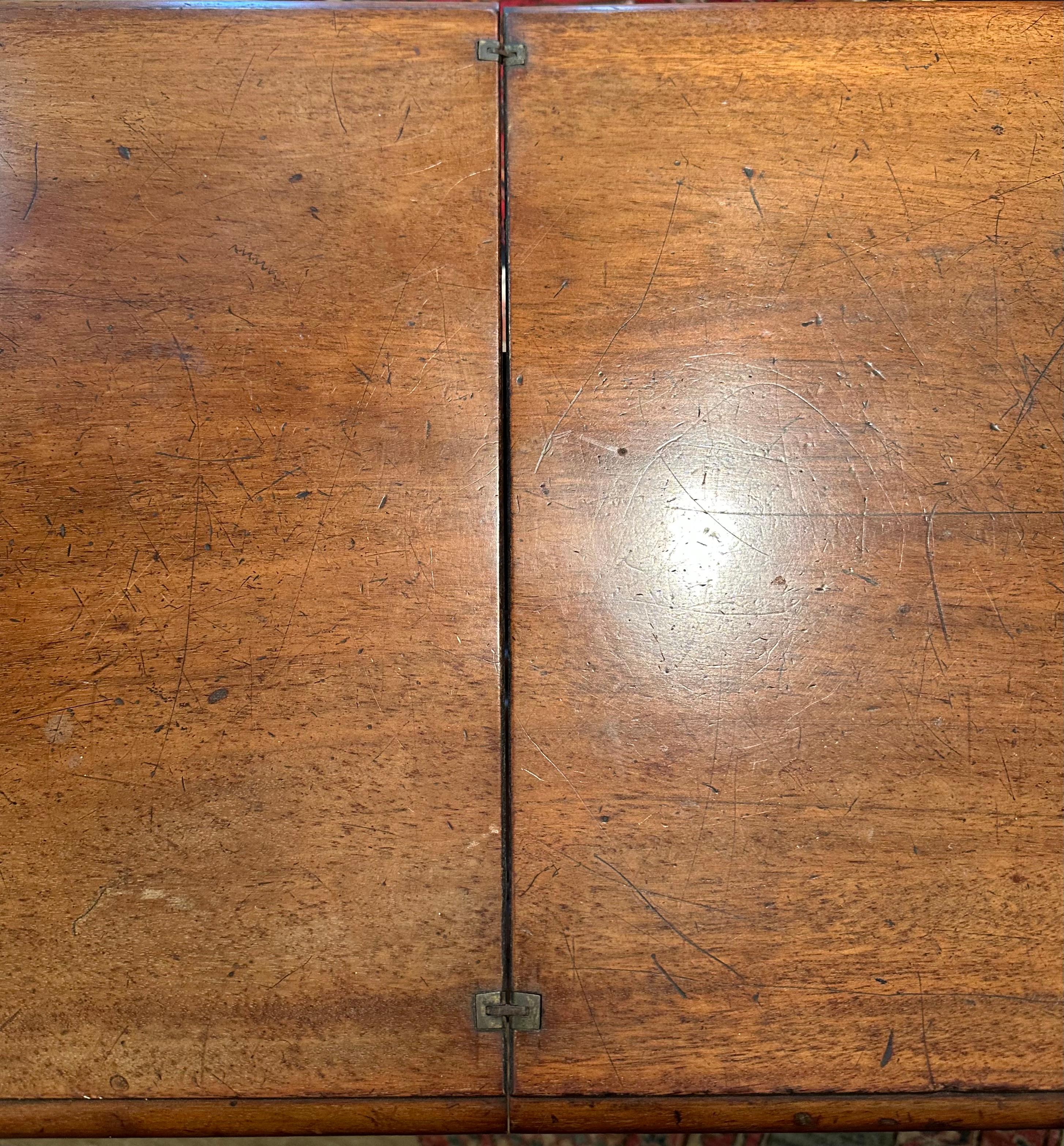 Campaign Table English 19th Century Victorian Campaign Folding Table. For Sale 6