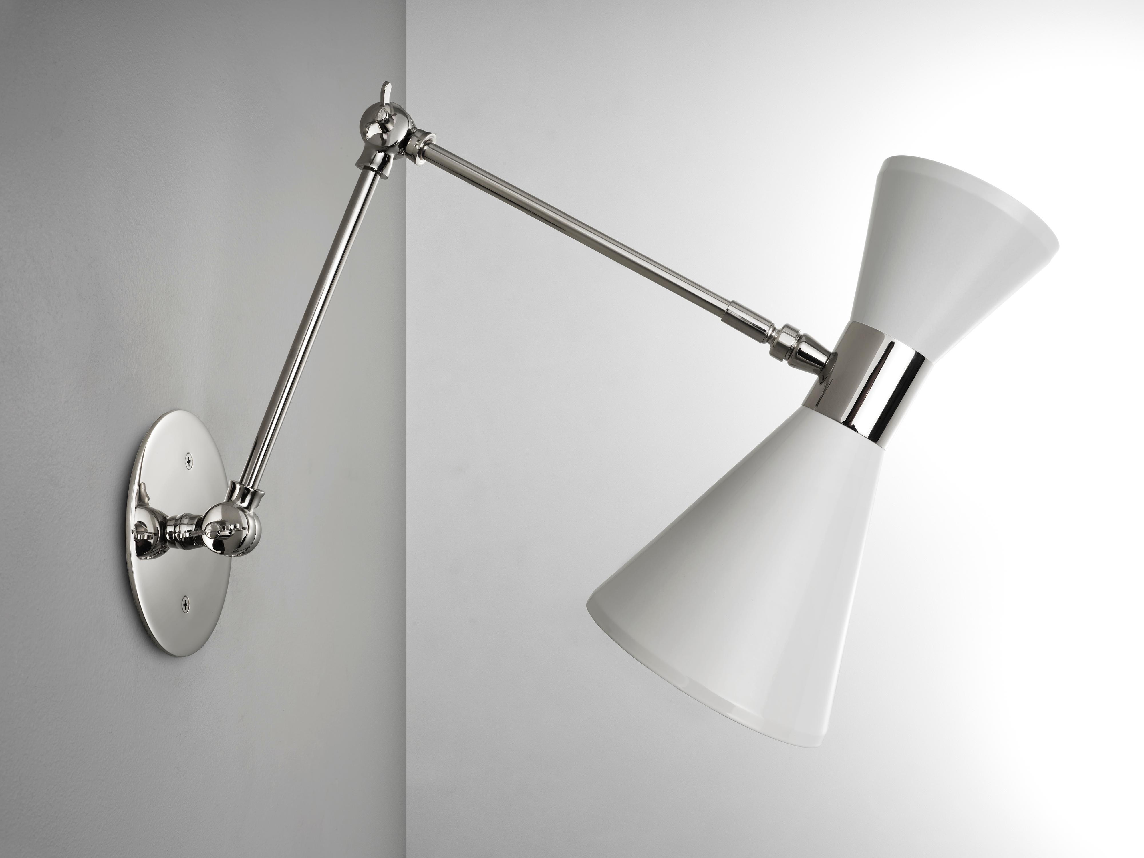 XXIe siècle et contemporain Lampe murale articulée CAMPANA en blanc et nickel poli, Blueprint Lighting en vente