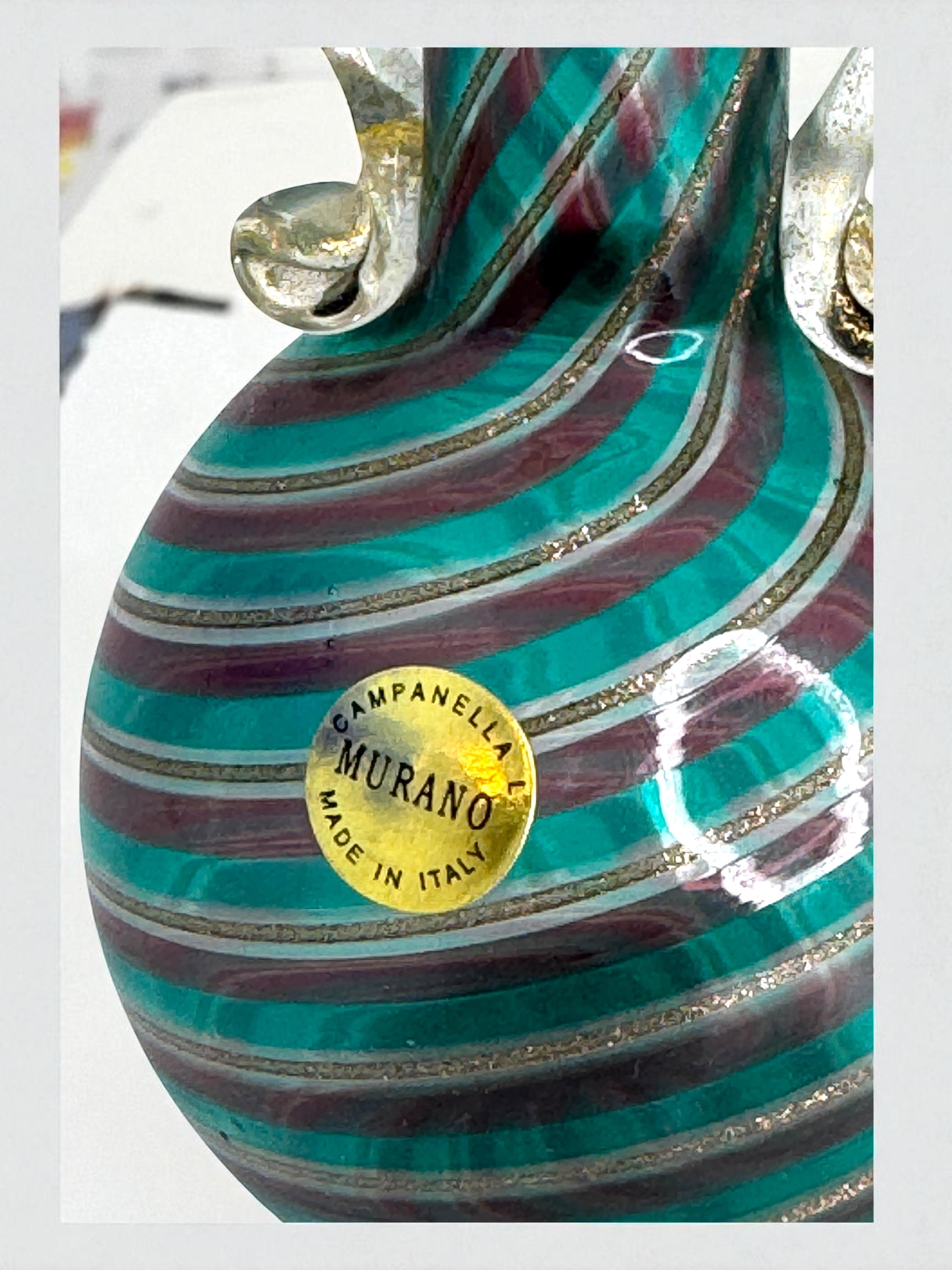 Vase urne à bourgeons néoclassique en verre d'art de Murano, Italie, années 1960 en vente 5