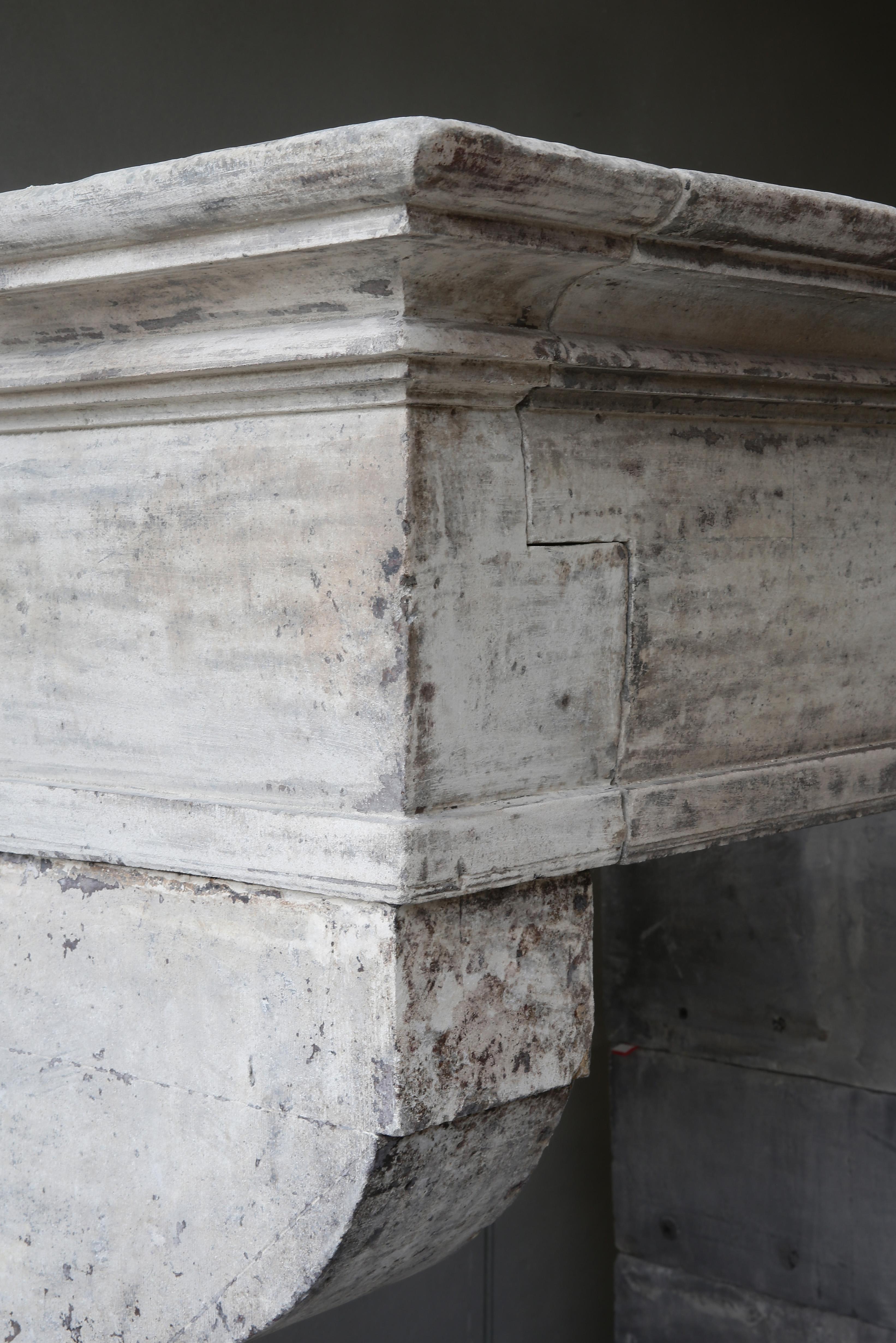 Campangarde Style Mantel from the 19th Century of French Limestone 6