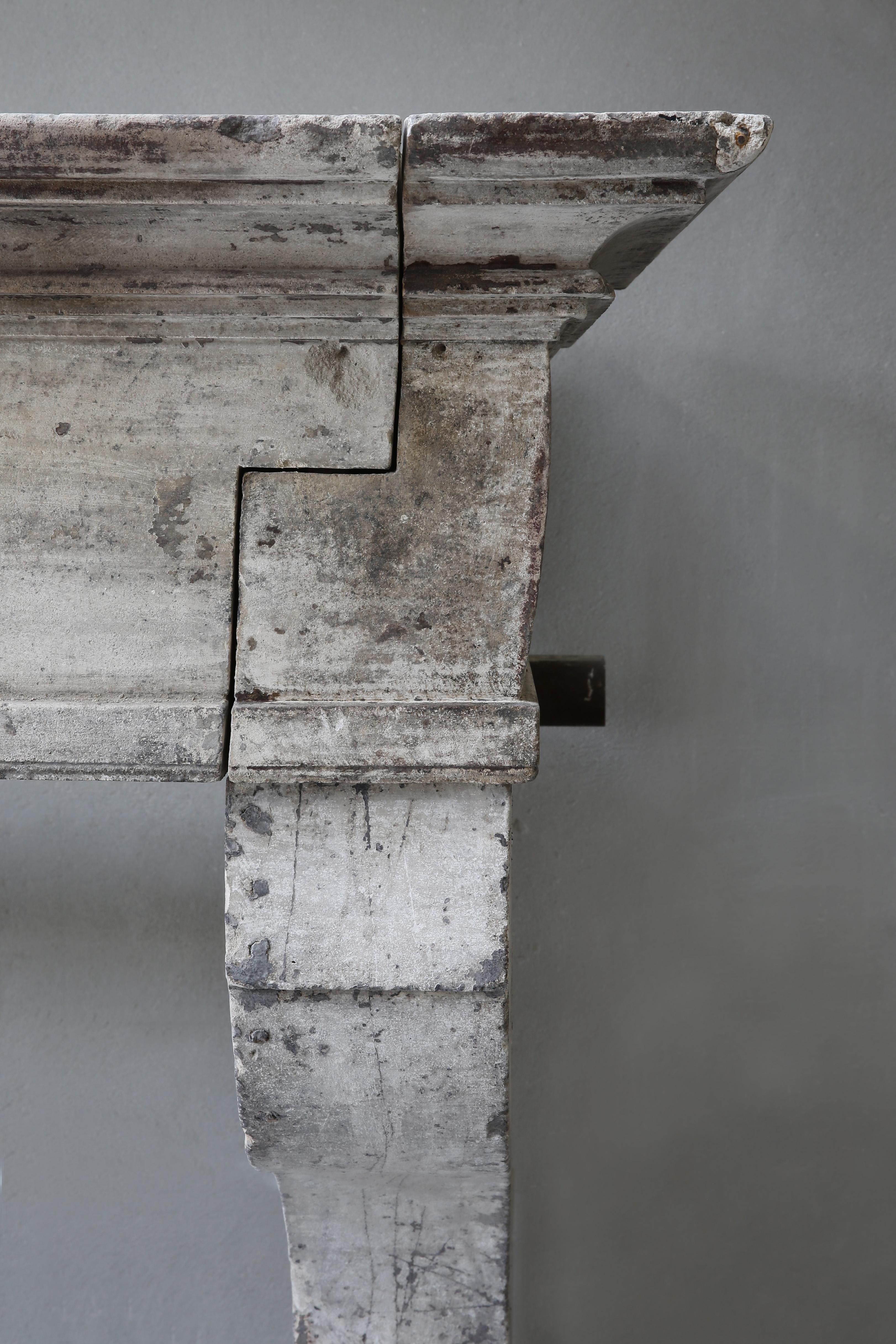 Campangarde Style Mantel from the 19th Century of French Limestone 2