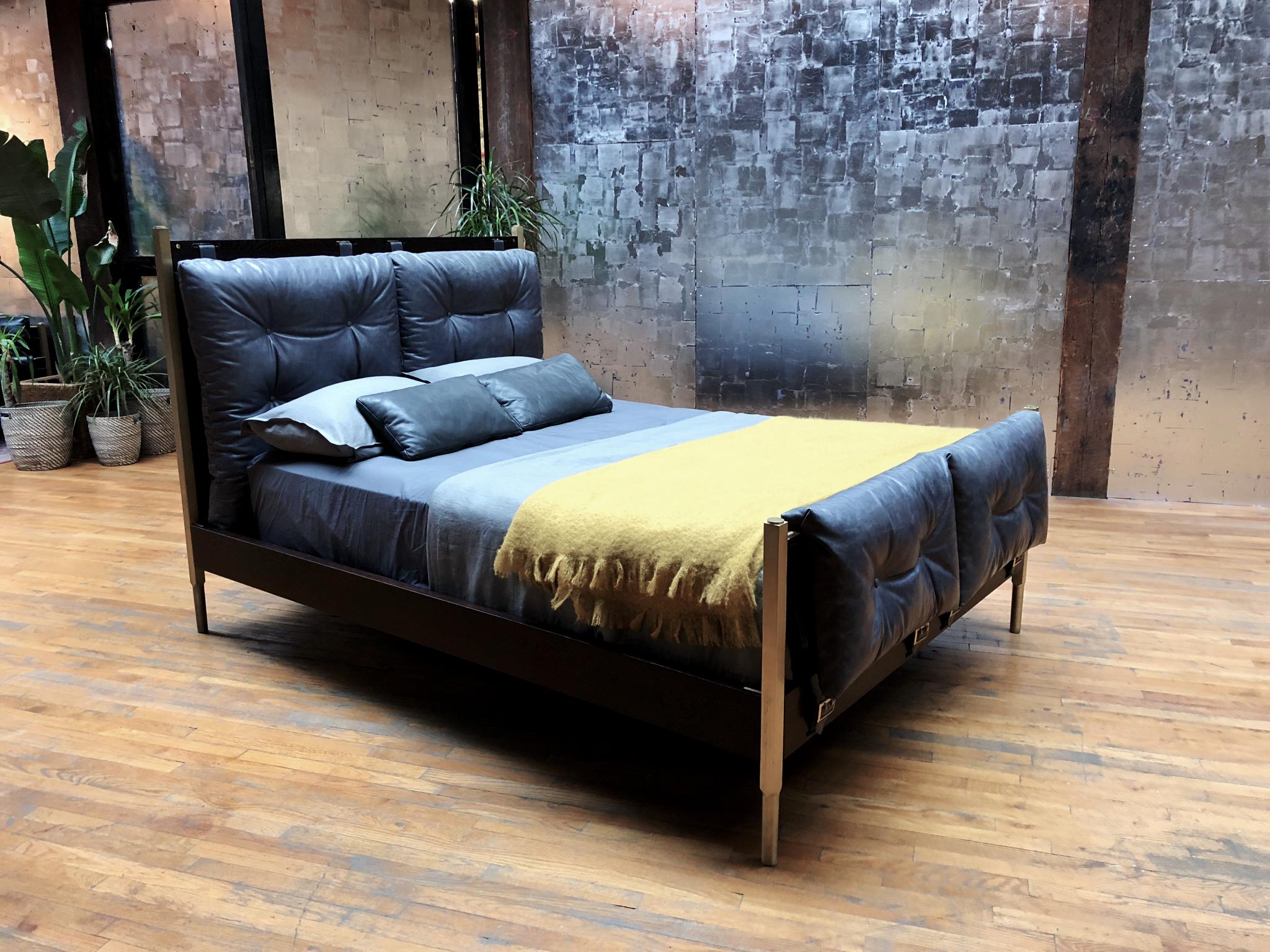 The Campanha collection displays DLV’s take on classical Campaign furniture. Infused with a rugged-meets-refined aesthetic, the collection’s tufted leather upholstery details are offset by careful and precise facets of gleaming turned brass and
