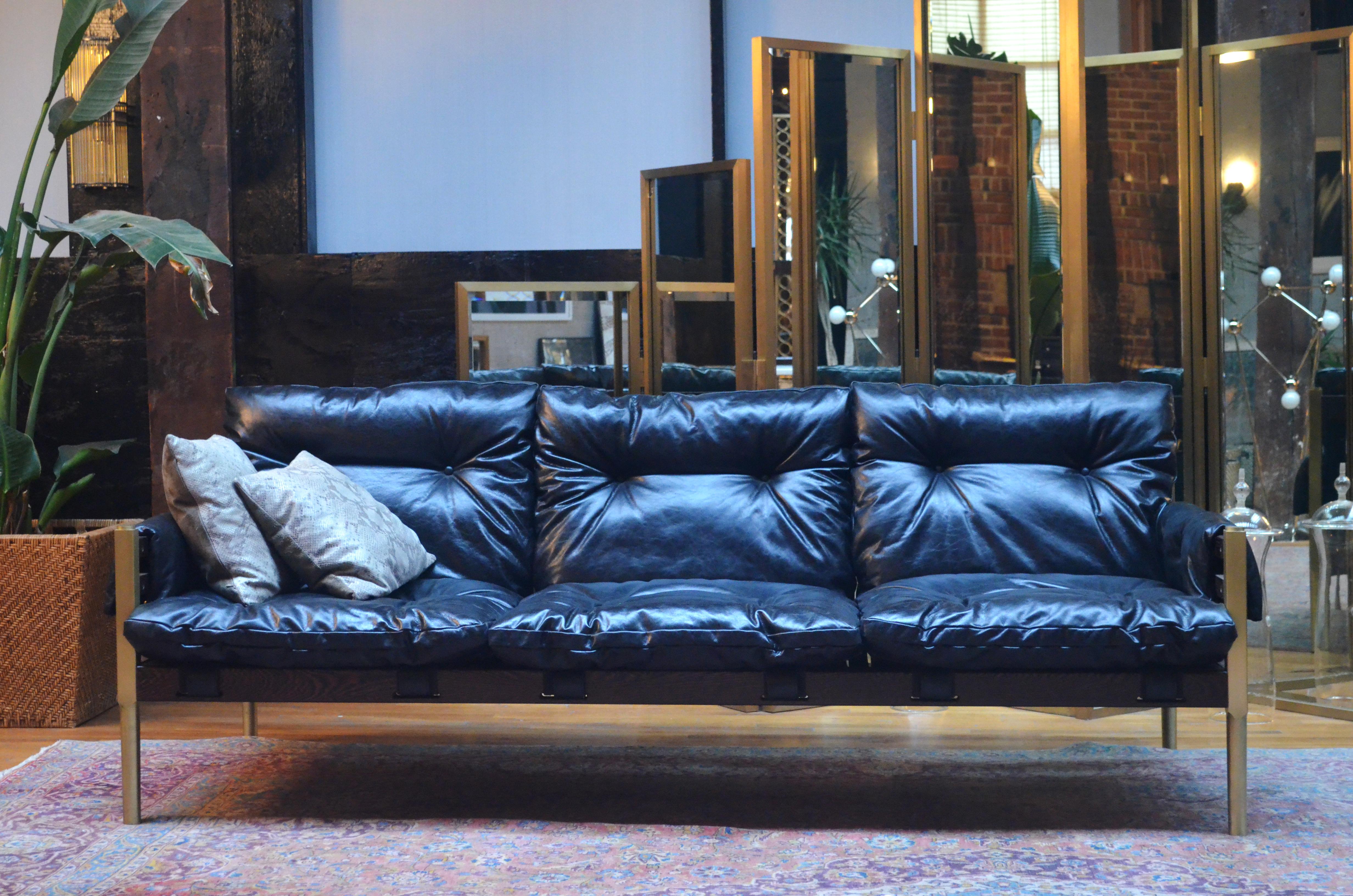 Campanha Sofa with Tufted Leather Brass Legs & Wooden Frame Campaign Style Couch For Sale 2
