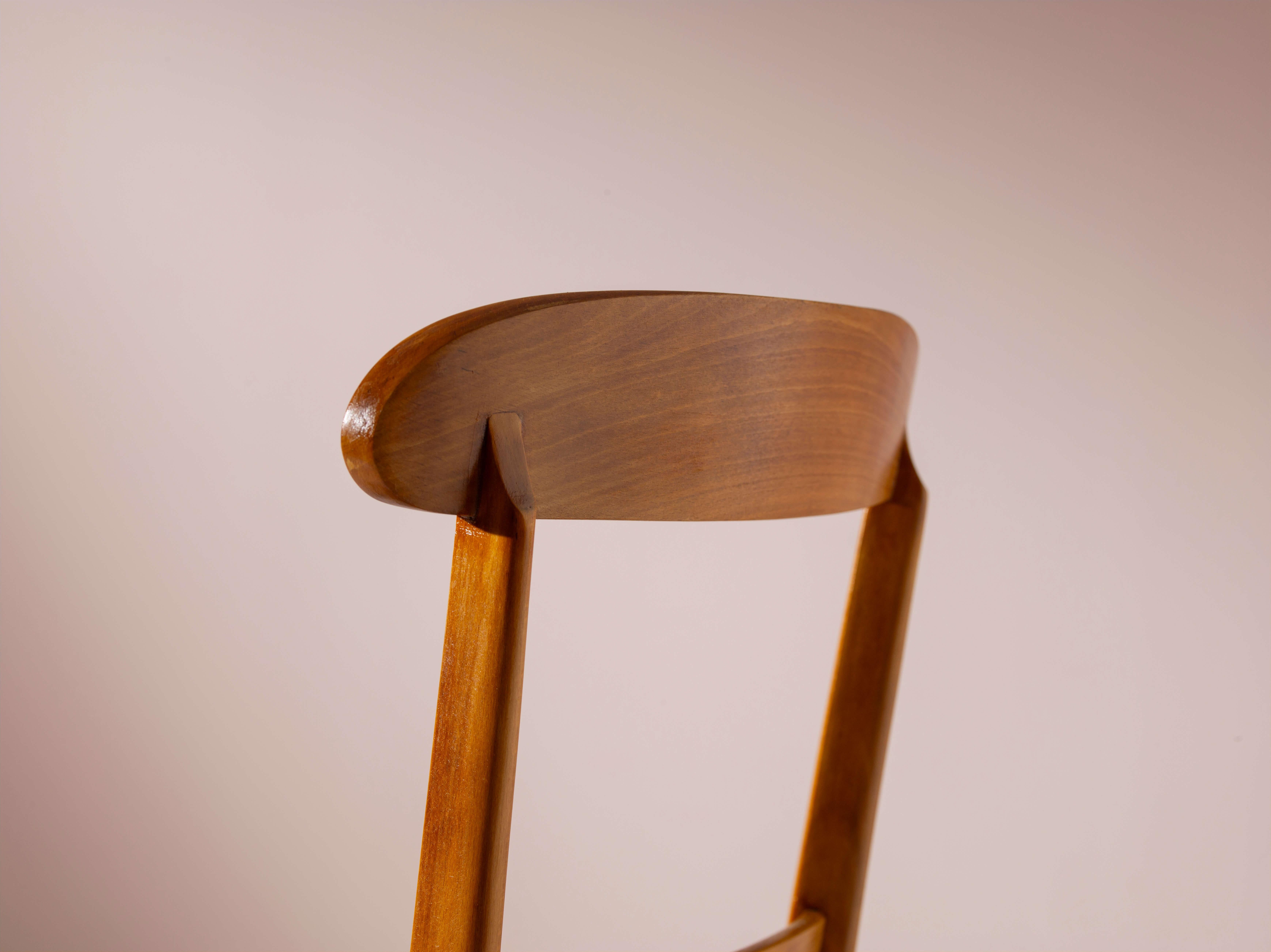 Campanino set of 8 beechwood and rope dining chairs, Chiavari, Italy, 1960s For Sale 7
