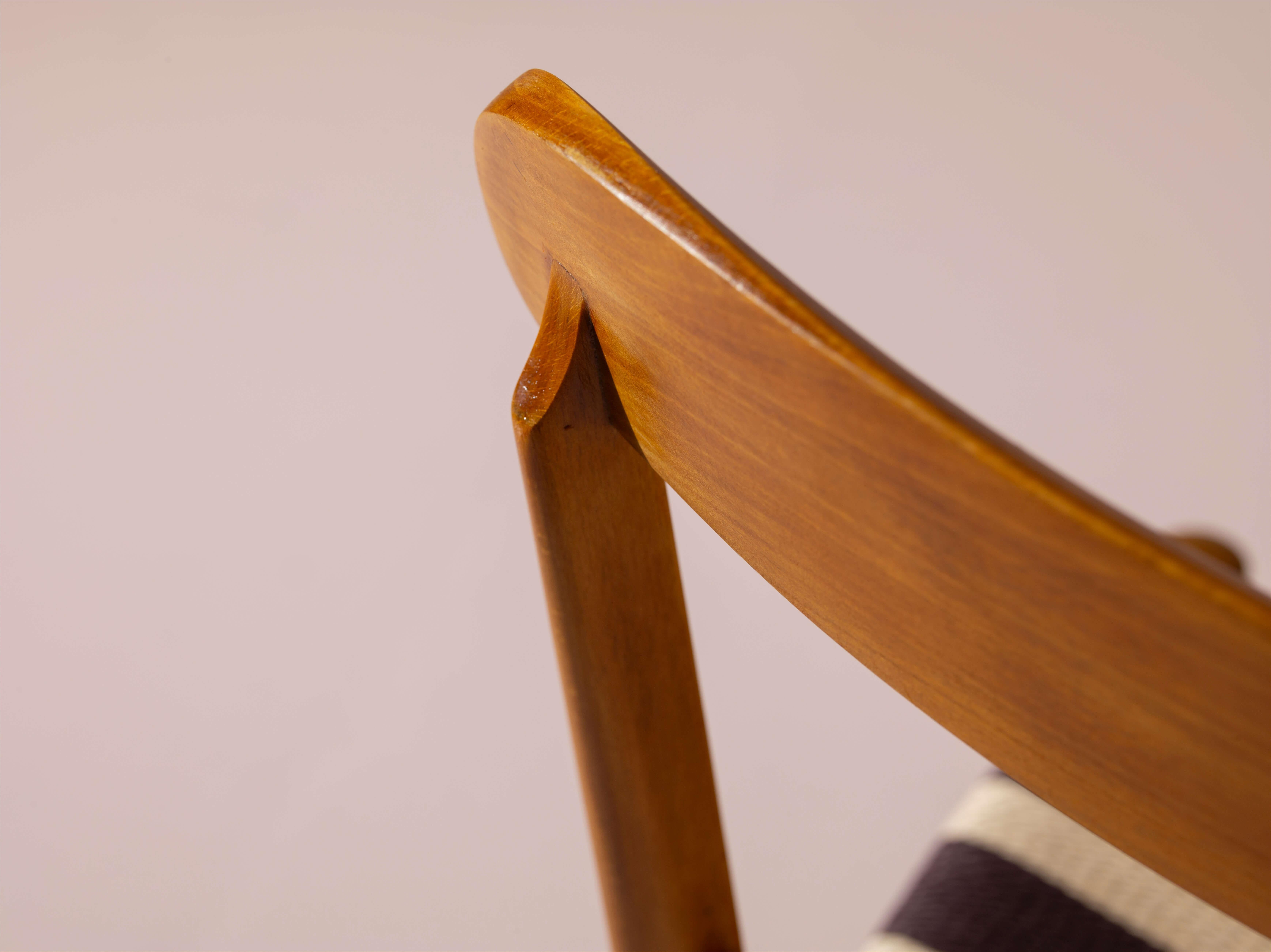 Campanino set of 8 beechwood and rope dining chairs, Chiavari, Italy, 1960s For Sale 8