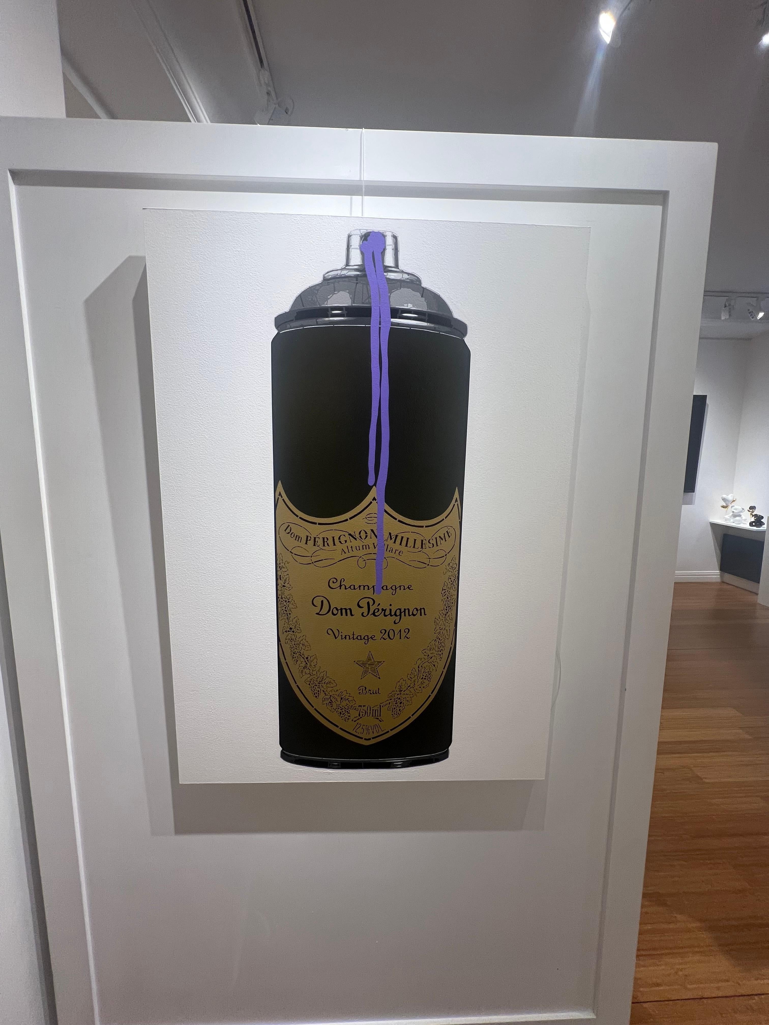 Quadro unico e originale, pronto da appendere.

Gli esclusivi dipinti su bombolette spray di Campbell La Pun fondono la sensibilità della street art con le vibranti influenze della cultura pop, trasformando comuni bombolette spray in opere d'arte