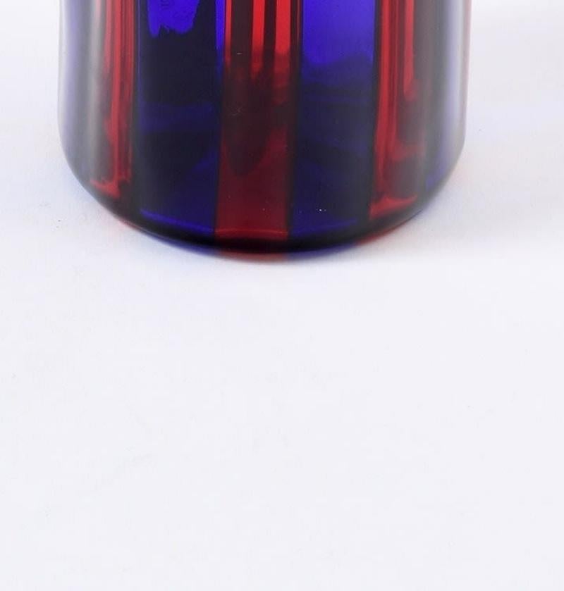 Campbell-Rey, Rote und blaue Murano-Karaffe 'Rosanna' (Muranoglas) im Angebot