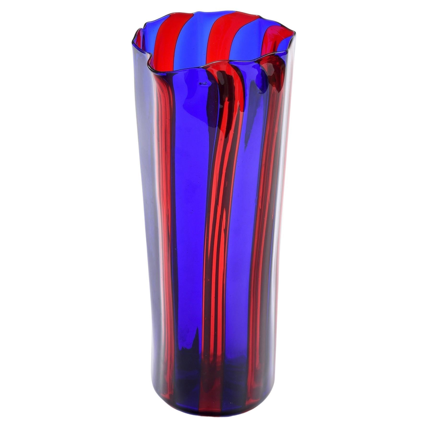 Campbell-Rey, Carafe Murano 'Rosanna' rouge et bleue