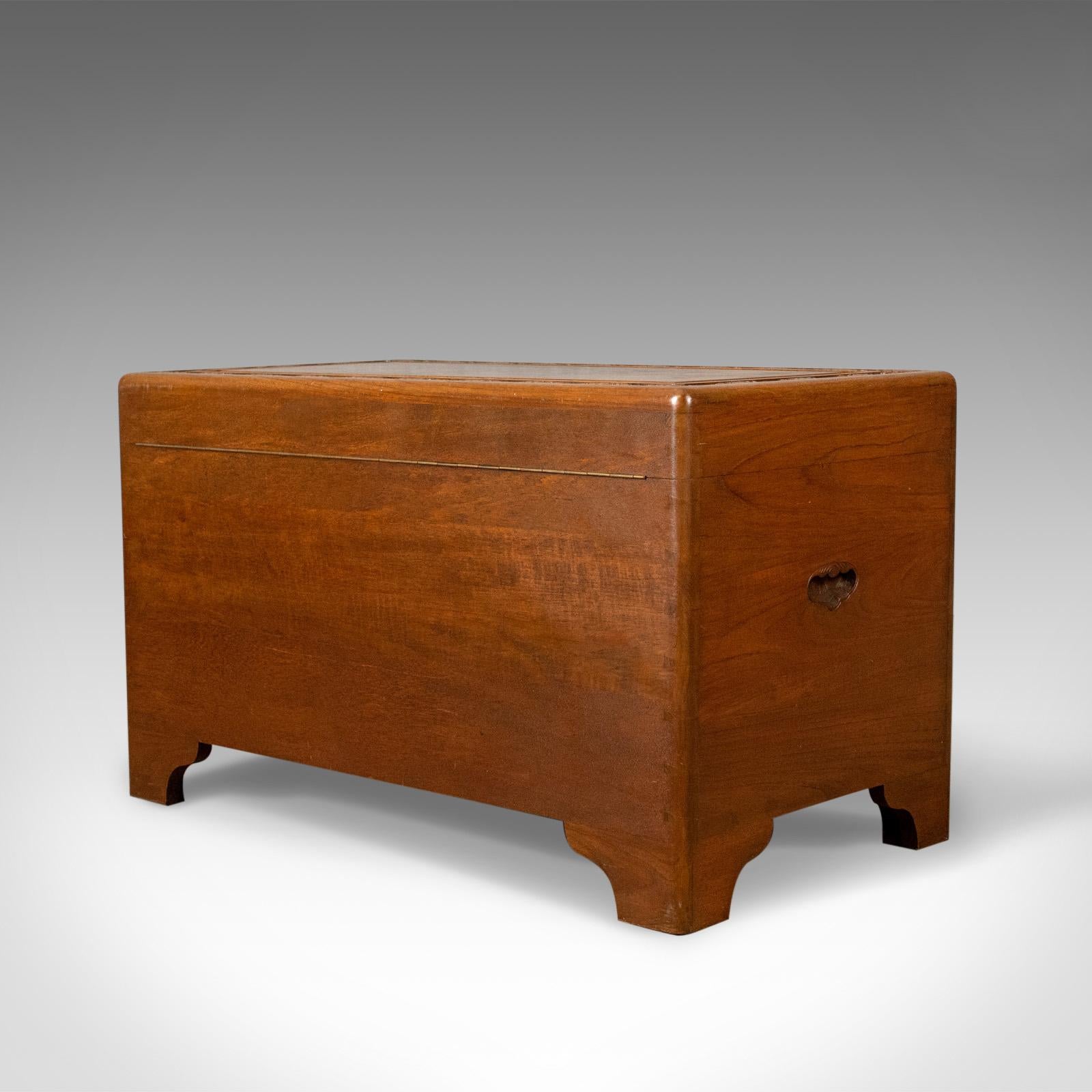 Chinese Export Camphor Wood Chest, Oriental Trunk, Art Deco Period, circa 1940
