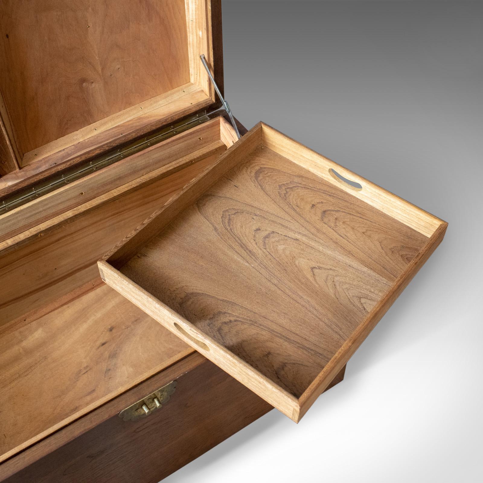 Camphor Wood Chest, Oriental Trunk, Art Deco Period, circa 1940 In Good Condition In Hele, Devon, GB