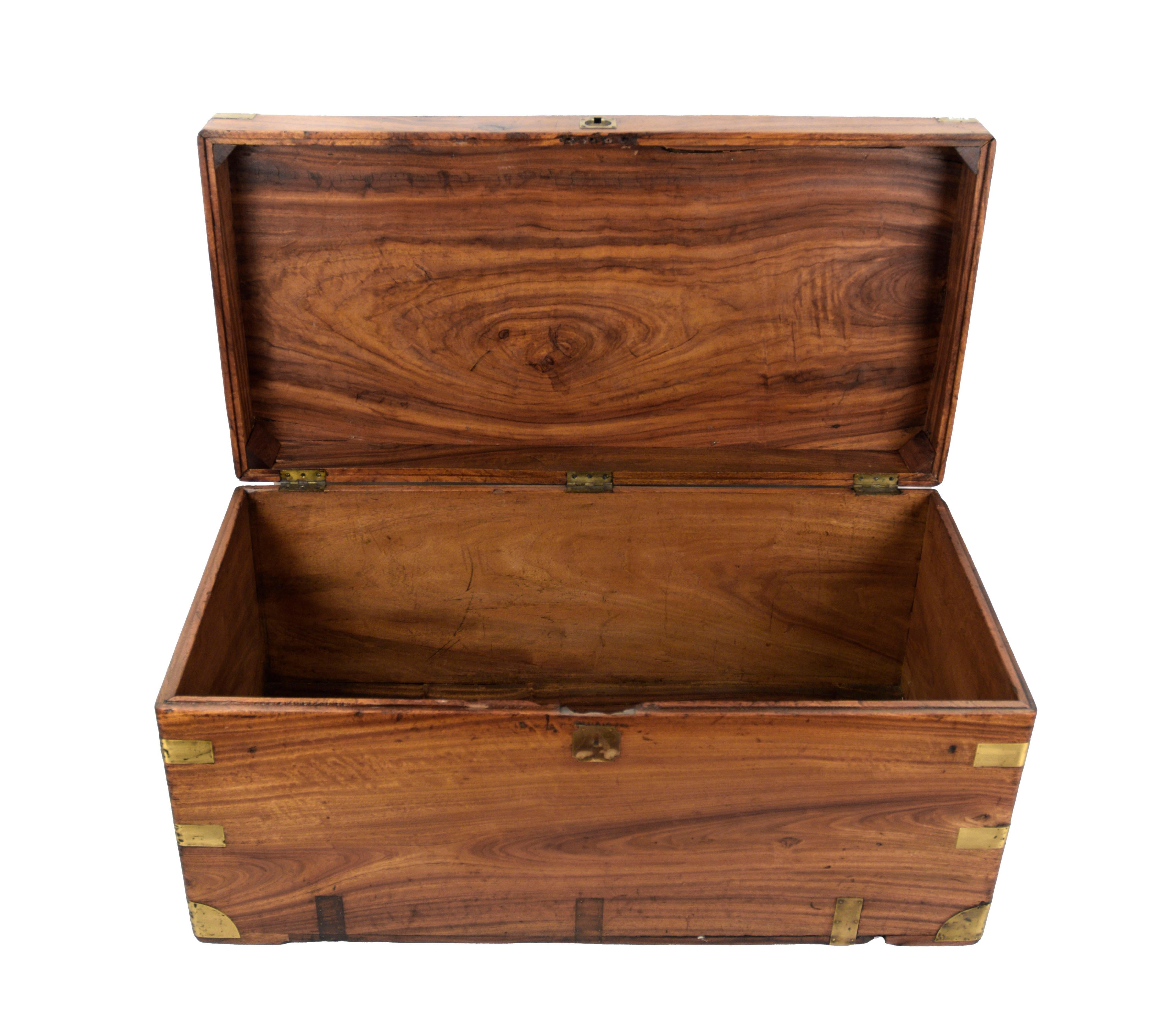 Camphorwood Campaign Chest - Late 19th Century Chinese Export R.B. Van Cleve, NY For Sale 2