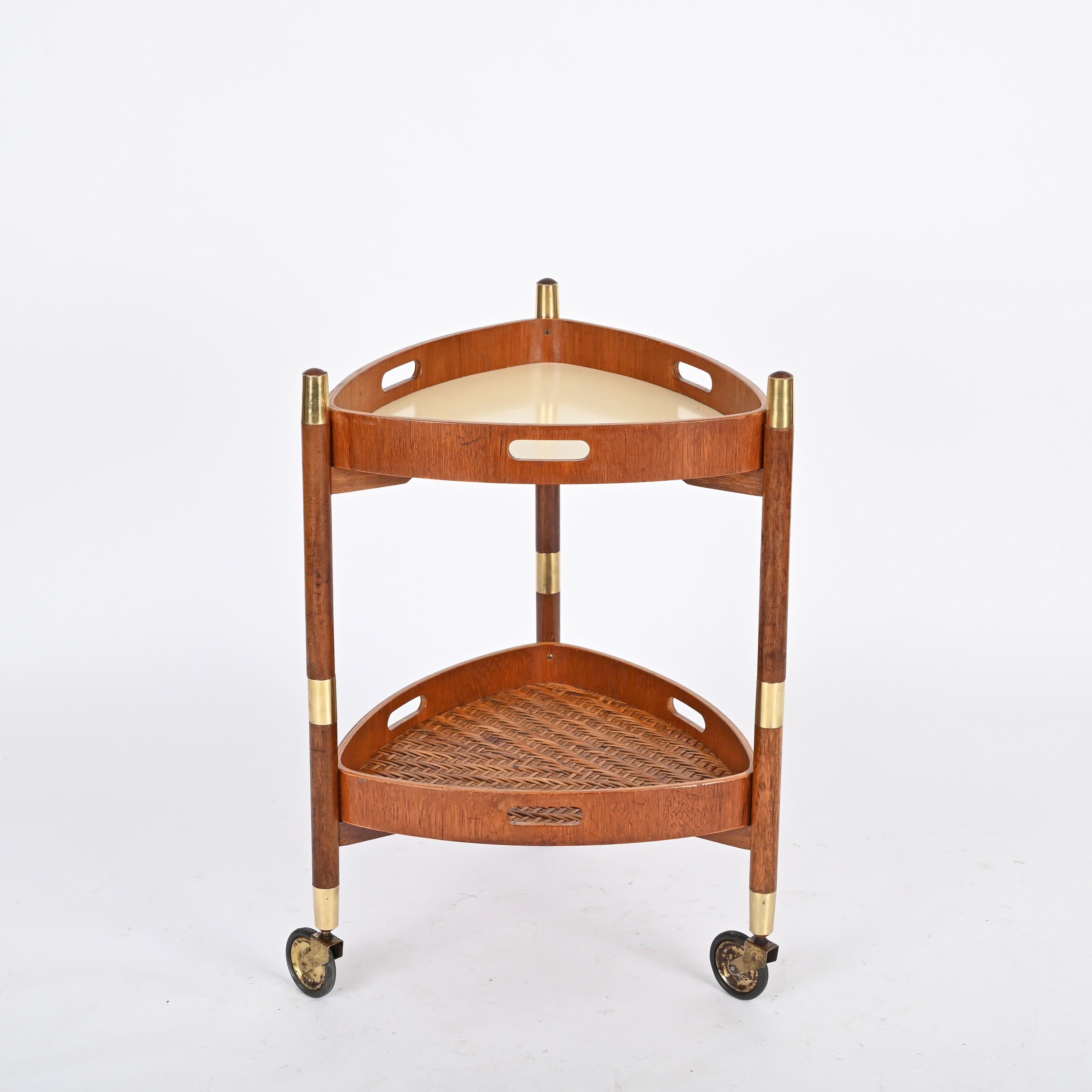 Campo e Graffi Bar Cart w/ Removable Tray in Teak and Brass, Italy 1960s For Sale 7