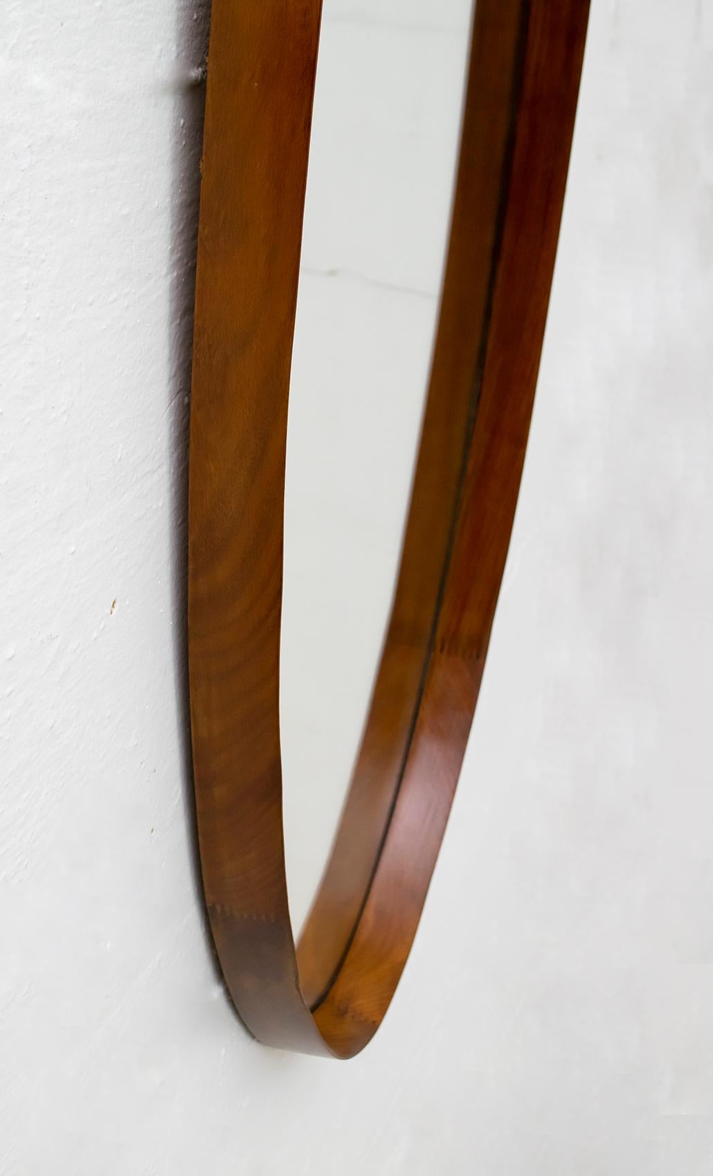 Campo E Graffi Mid-Century Modern Italian Walnut Oval Mirror, 1970s 2