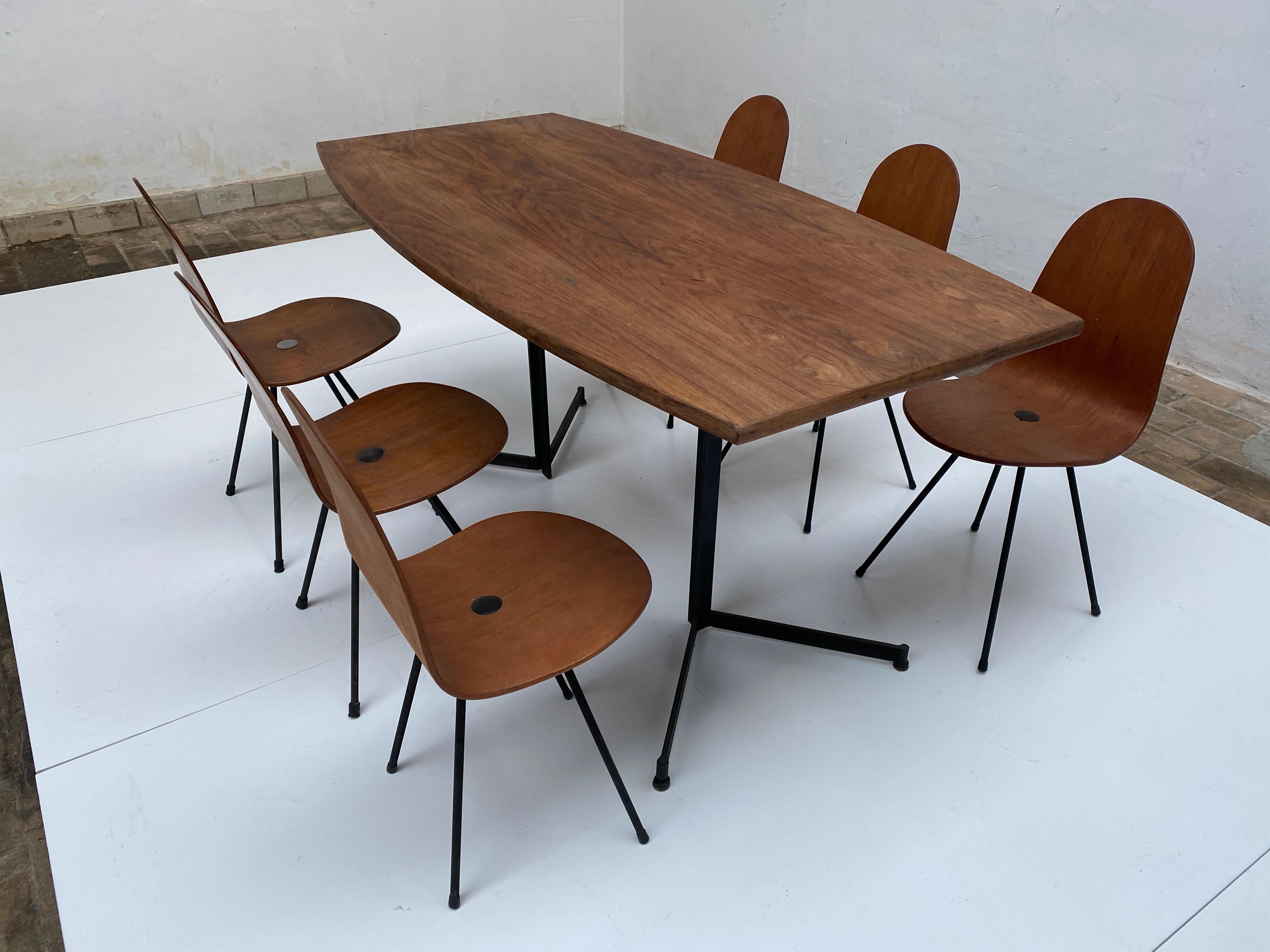 Italian Campo & Graffi Dining Set Comprising 6 Chairs & Matching Table, 1958, published