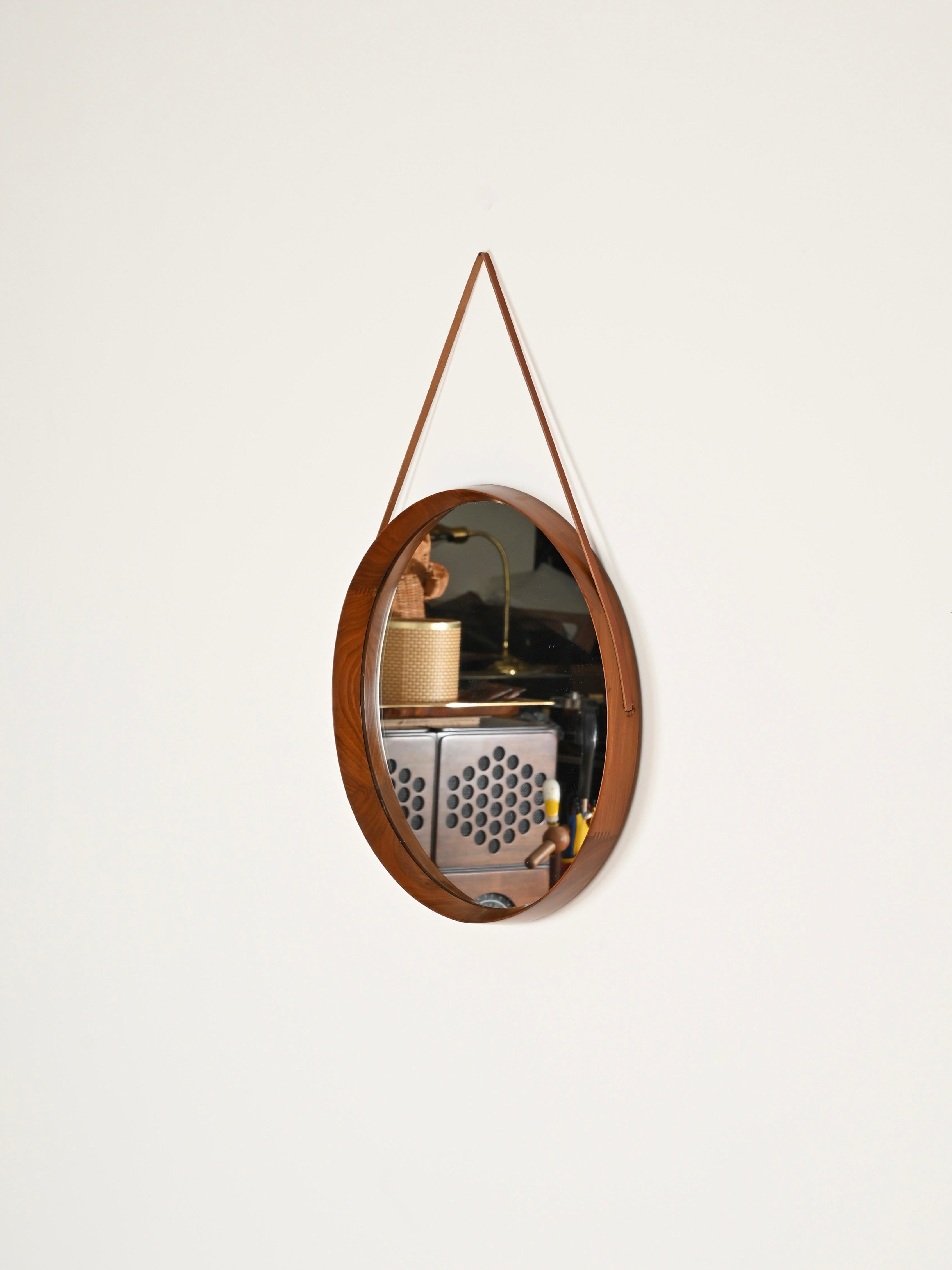 Campo & Graffi Italian Round Mirror in Walnut and Leather Signed by Cantu, 1960s For Sale 3