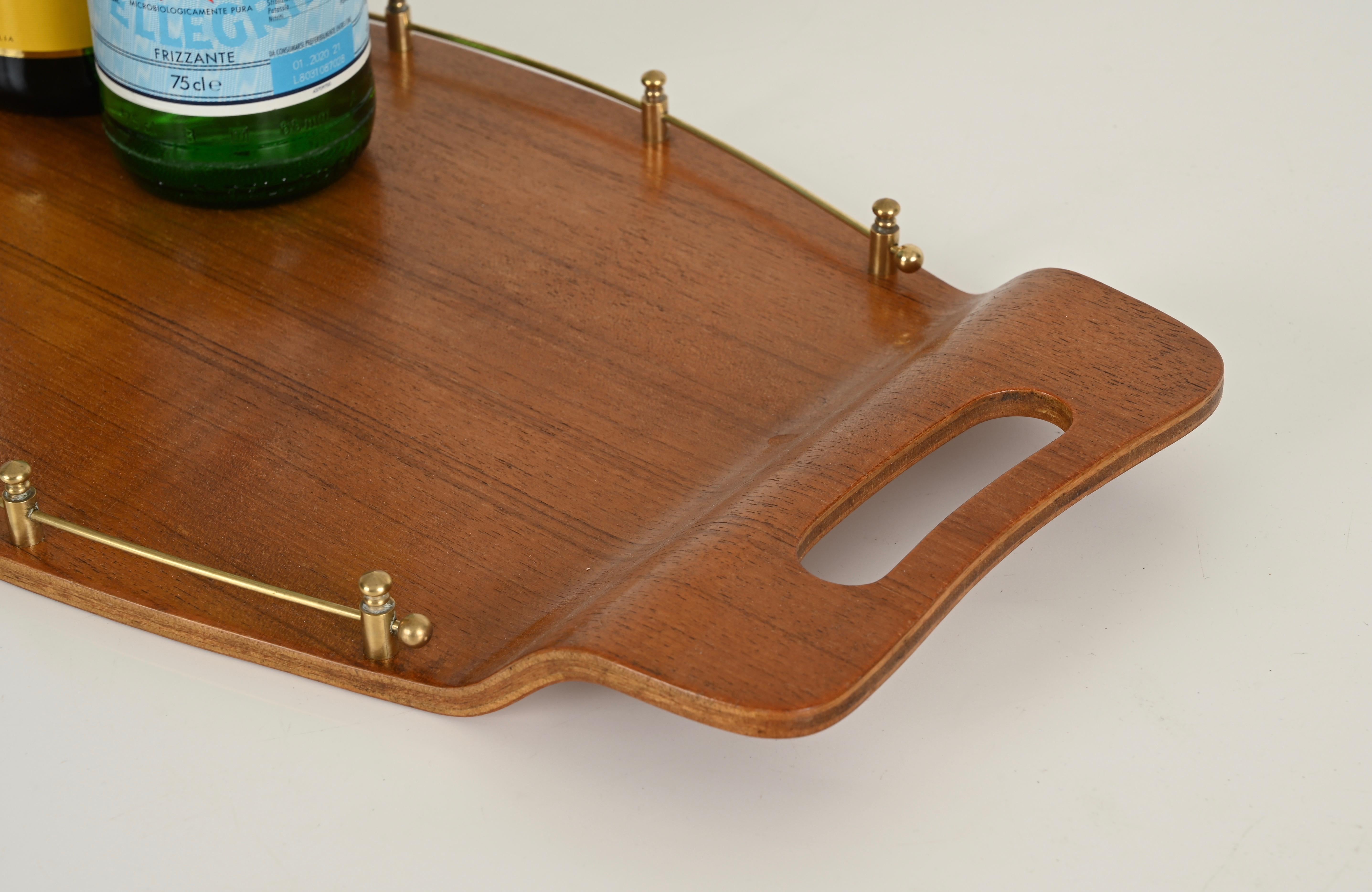Vassoio da portata Campo & Graffi in teak curvato e ottone, Italia, anni '50 in vendita 7