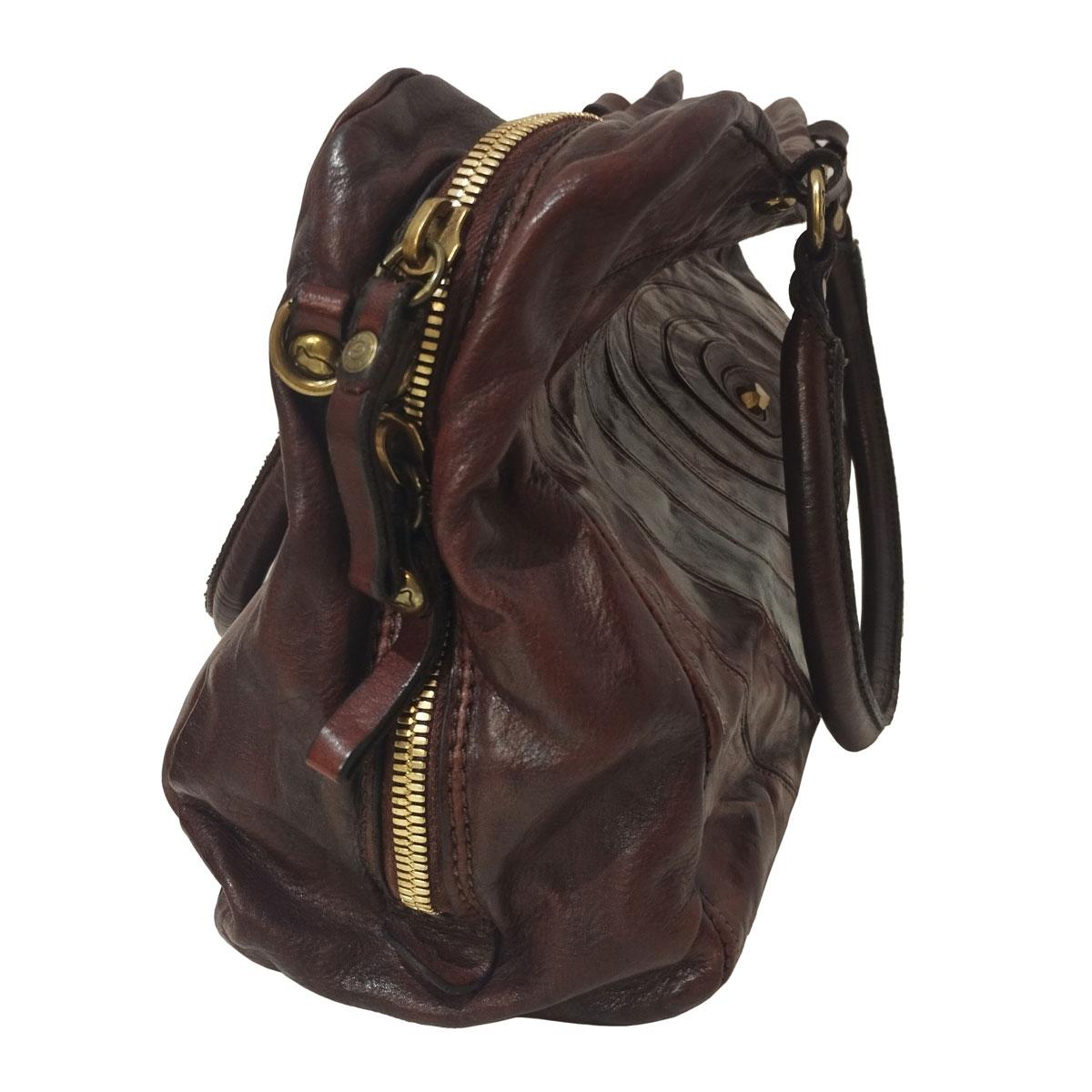 Beautiful and easy to wear italian manufactured bag
Leather bag from Campomaggi Italy
Bordeaux color
Spiral pattern
Double handle
Can be carried crossbody
Zip closure
Internal zip pocket and phone holder
Cm 37 x 25 x 11 (14,5 x 9,84 x 4,33