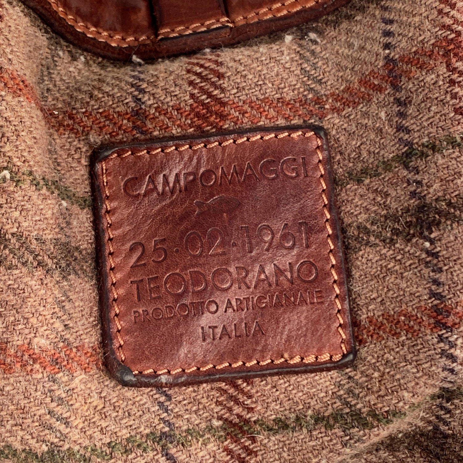 Campomaggi Teodorano Brown Plaid Wool and Leather Shoulder Bag For Sale at  1stDibs | campomaggi teodorano 1961, campomaggi teodorano bag