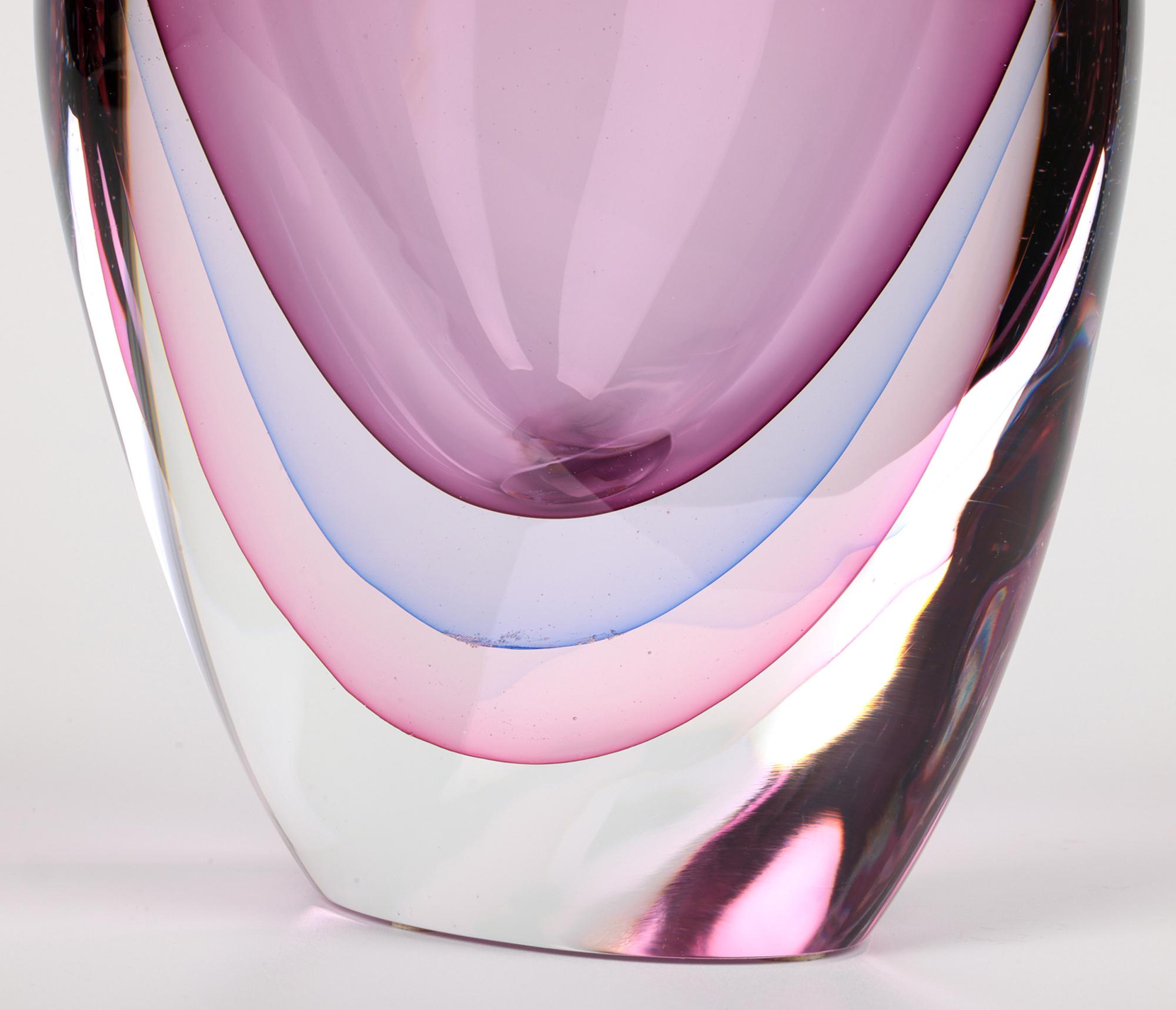 Jarrón de cristal soplado Camvetri Murano Layered Sommerso en Bueno estado para la venta en Bishop's Stortford, Hertfordshire