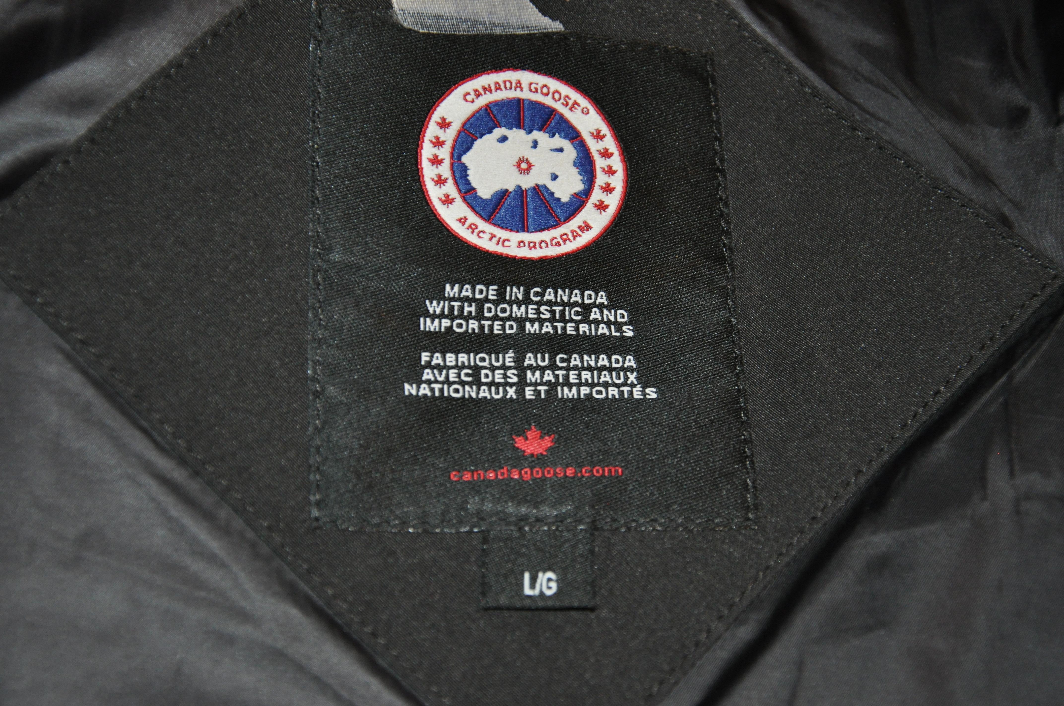 Canada Goose 'Arctic Program' Black Quilted Accent Removable Hooded Down Jacket For Sale 10
