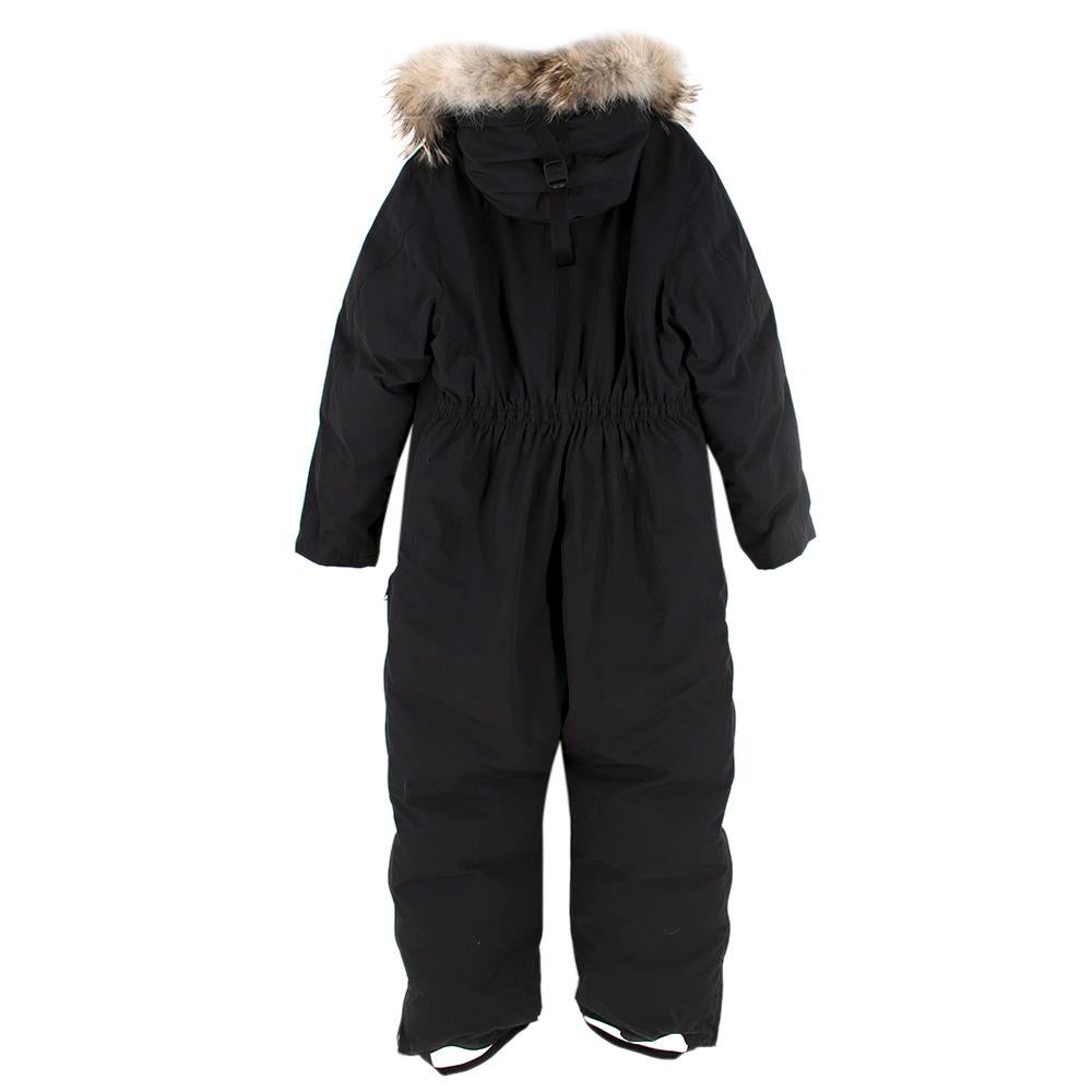 Canada Goose Arctic Rigger Coverall 

Black warm coverall
Water resistant and durable
Full body coverage
Two-way adjustable hood
Removable fur ruff with shaping wire
Heavy duty, rib-knit collar 
Elasticised back waist for ease of movement, comfort &
