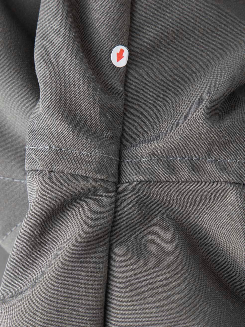 Canada Goose Manteau bouffant bordé de fourrure de coyote graphite Taille XS en vente 3
