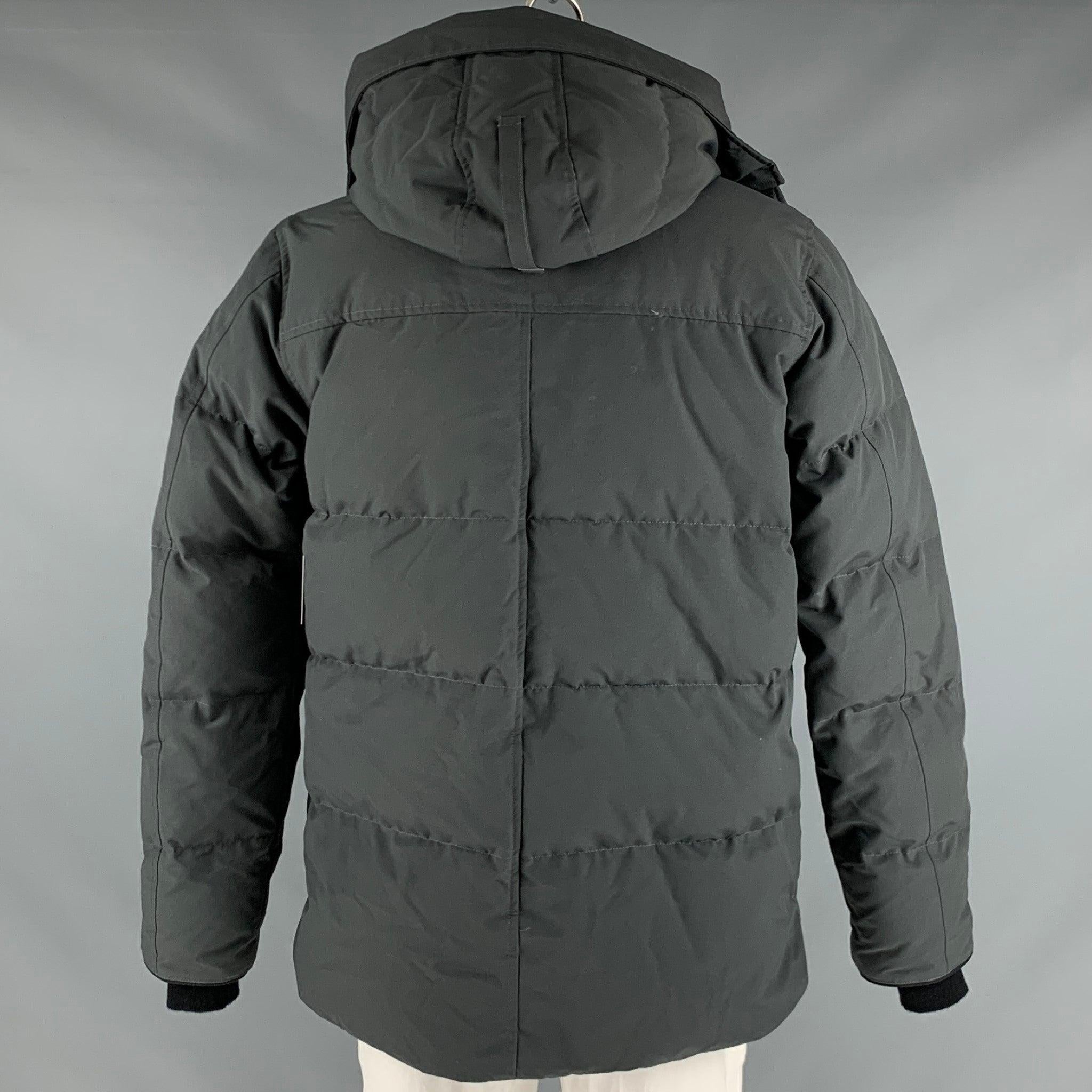 Men's CANADA GOOSE Size XL Grey Quilted Polyester Cotton Hooded Jacket For Sale