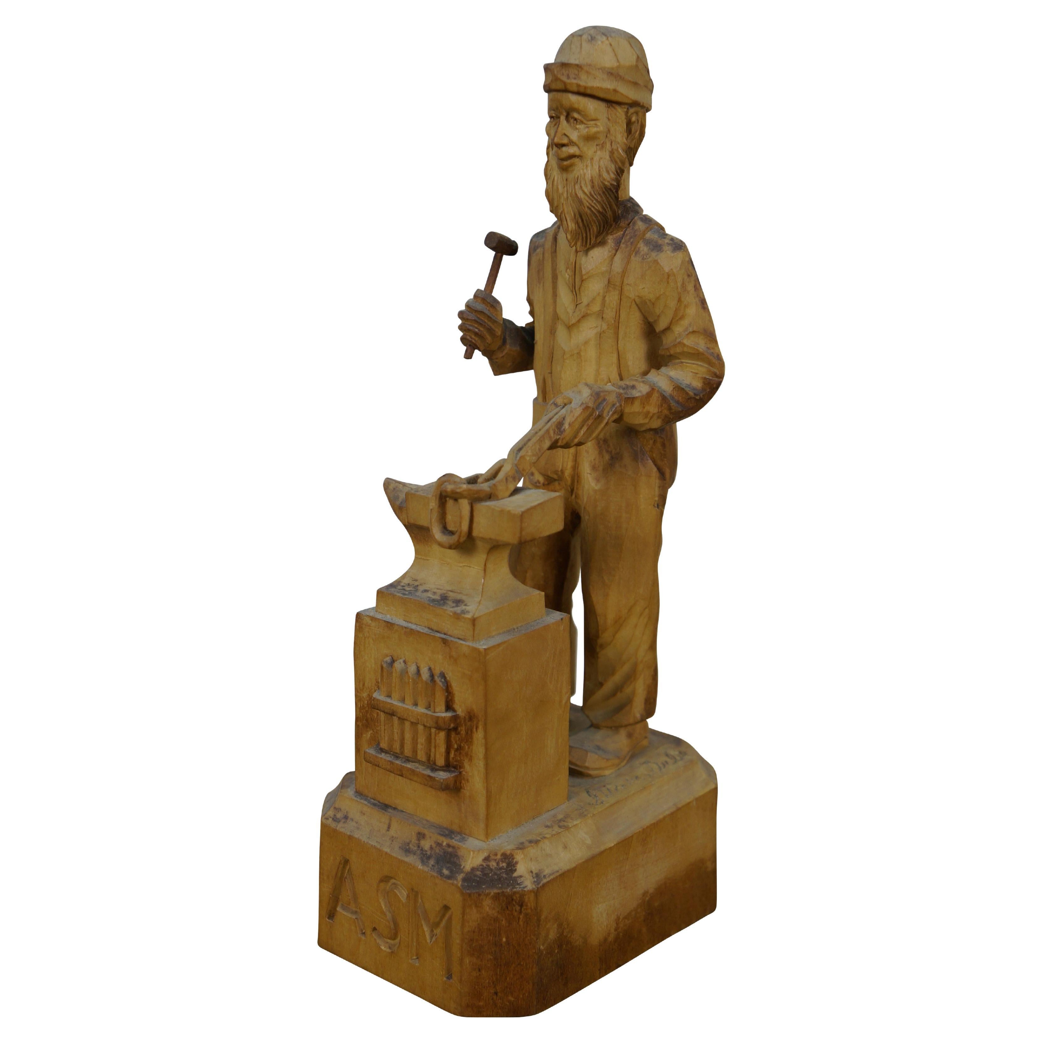 Andre Bourgault Simon Dube Forgeron Enclume Wood Wood Sculpture 10" Canadien en vente