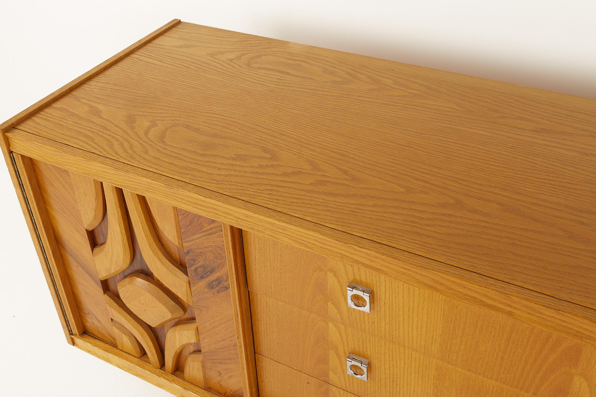 Crédence canadienne Brutalist Mid Century Sideboard Oak and Rosewood Credenza 1