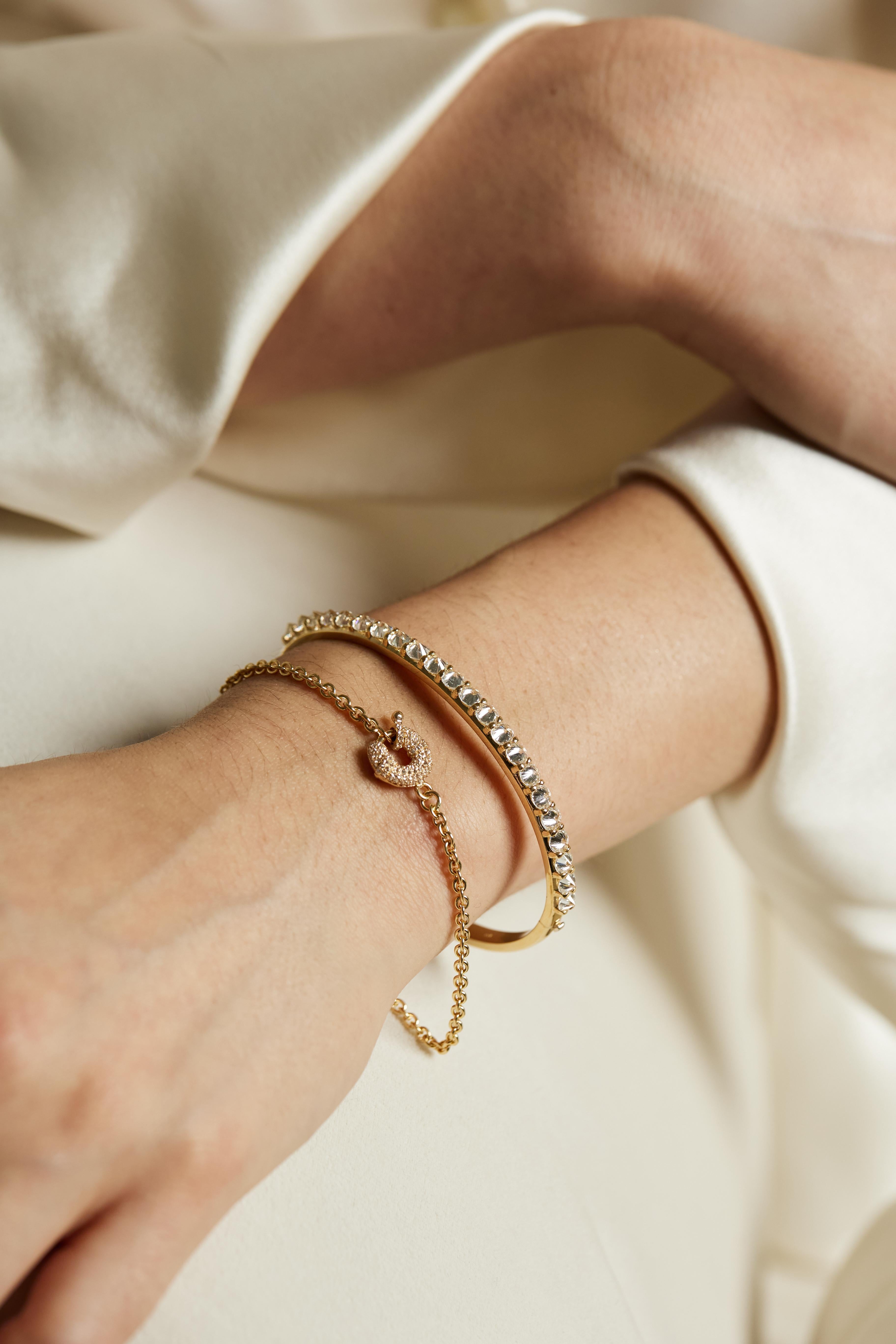 Canadian Diamond Spring Ring Gold Chain Bracelet In New Condition For Sale In Toronto, CA