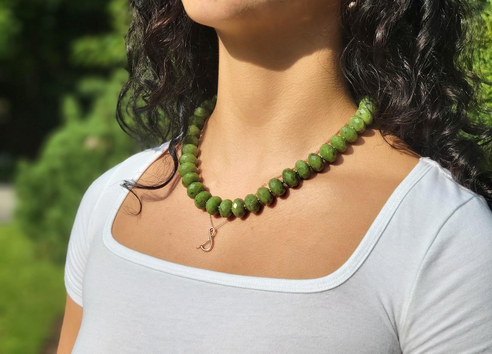 collana di giada verde prezzo