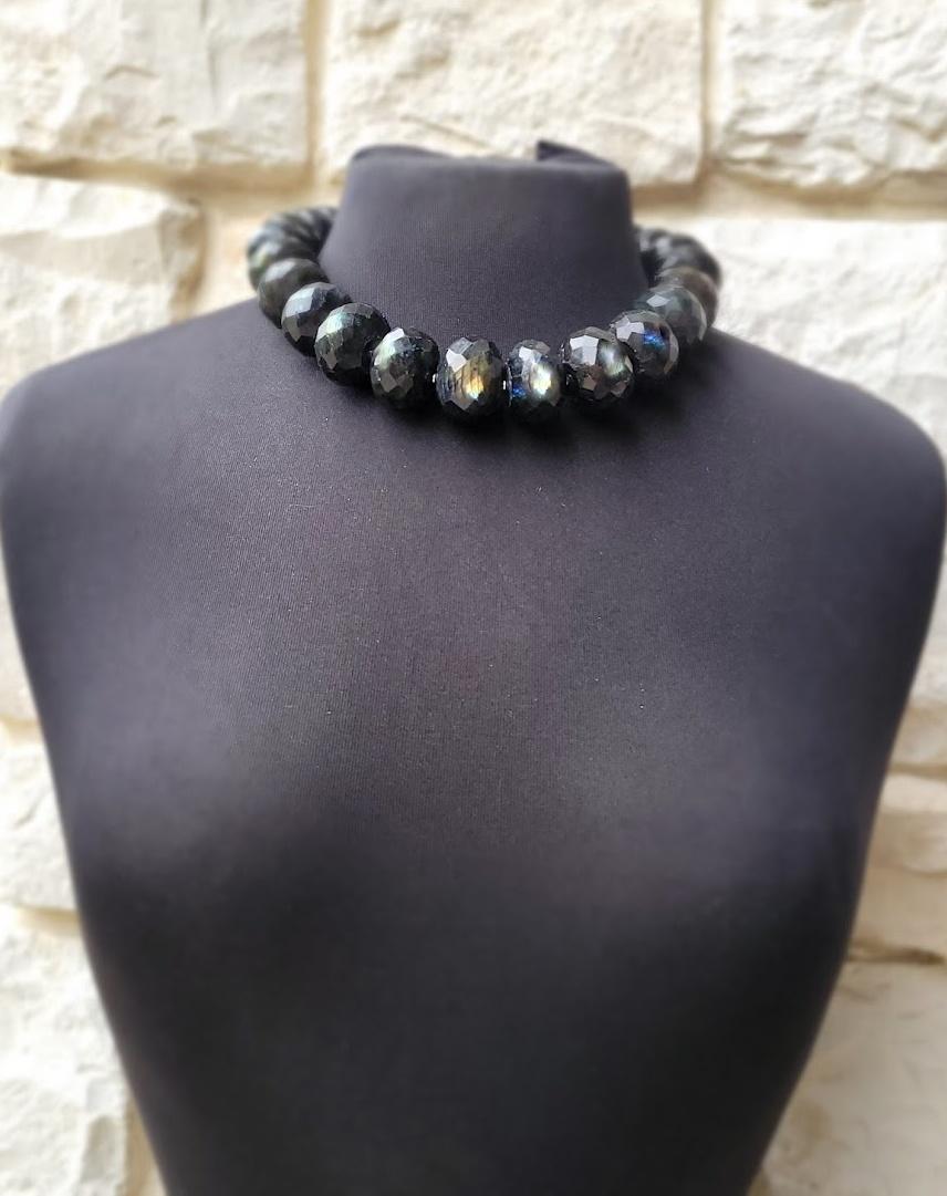 Women's Canadian Labradorite Beaded Necklace For Sale