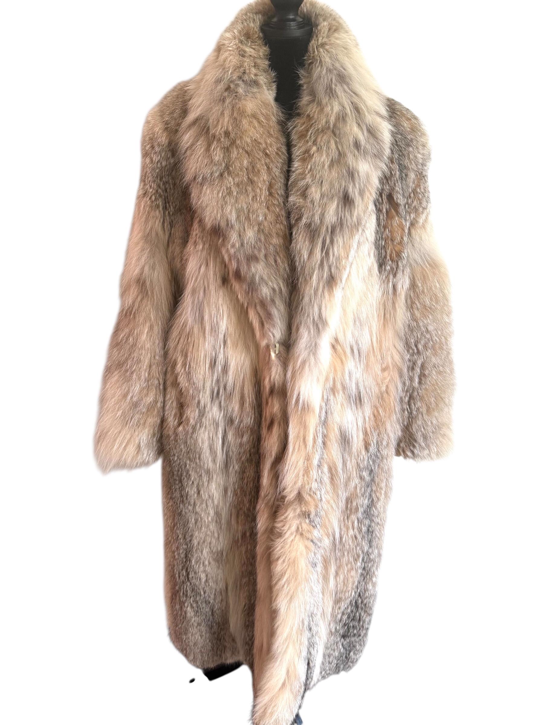 Marrone Cappotto leggero in pelliccia di lince canadese taglia 12/M in vendita