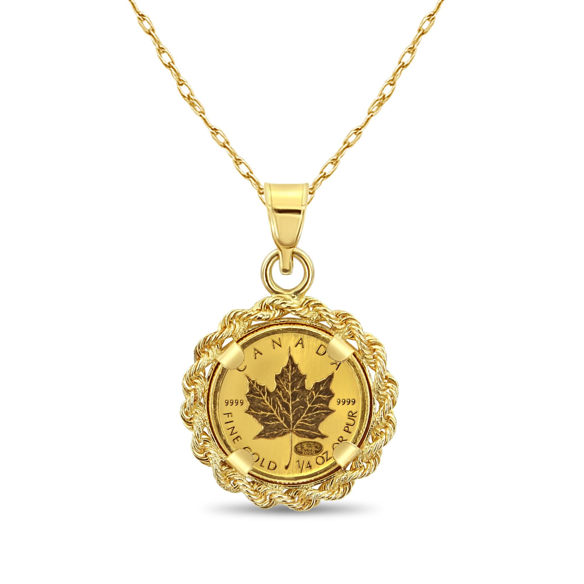 Canadian Maple Leaf Necklace with Rope Bezel 14k Yellow Gold In New Condition For Sale In Sugar Land, TX
