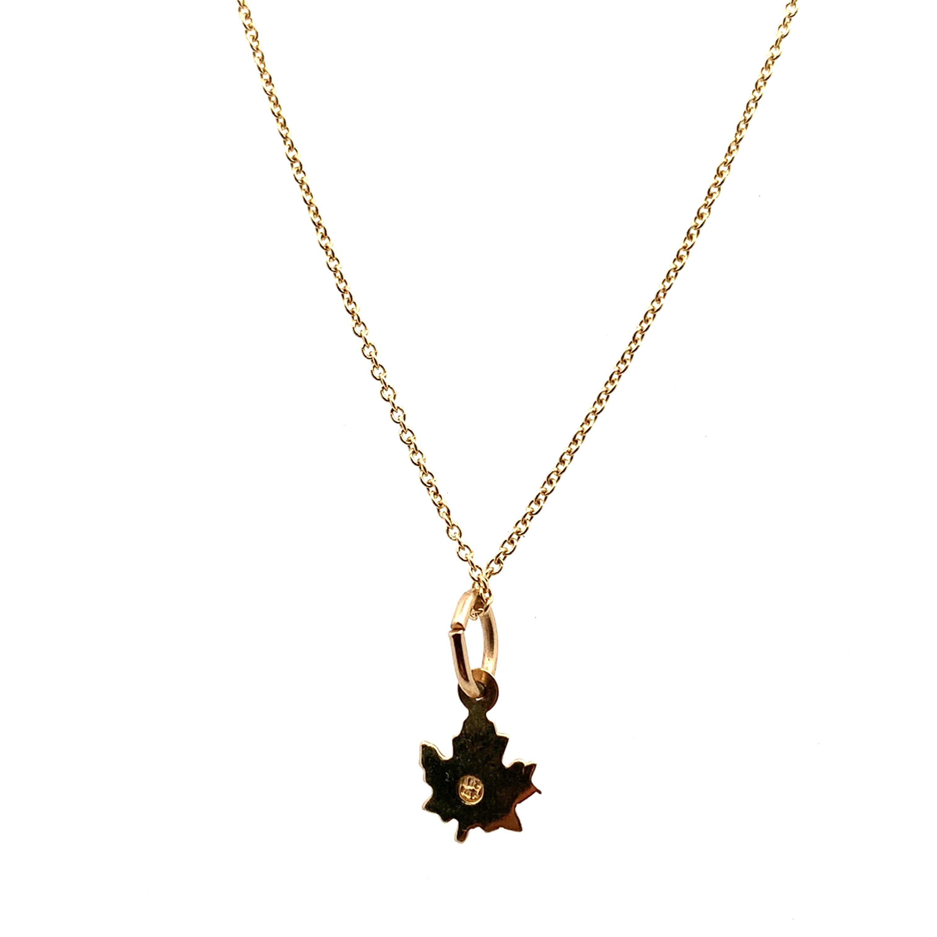 Collar colgante hoja de arce canadiense oro amarillo en Nuevo estado para la venta en London, GB