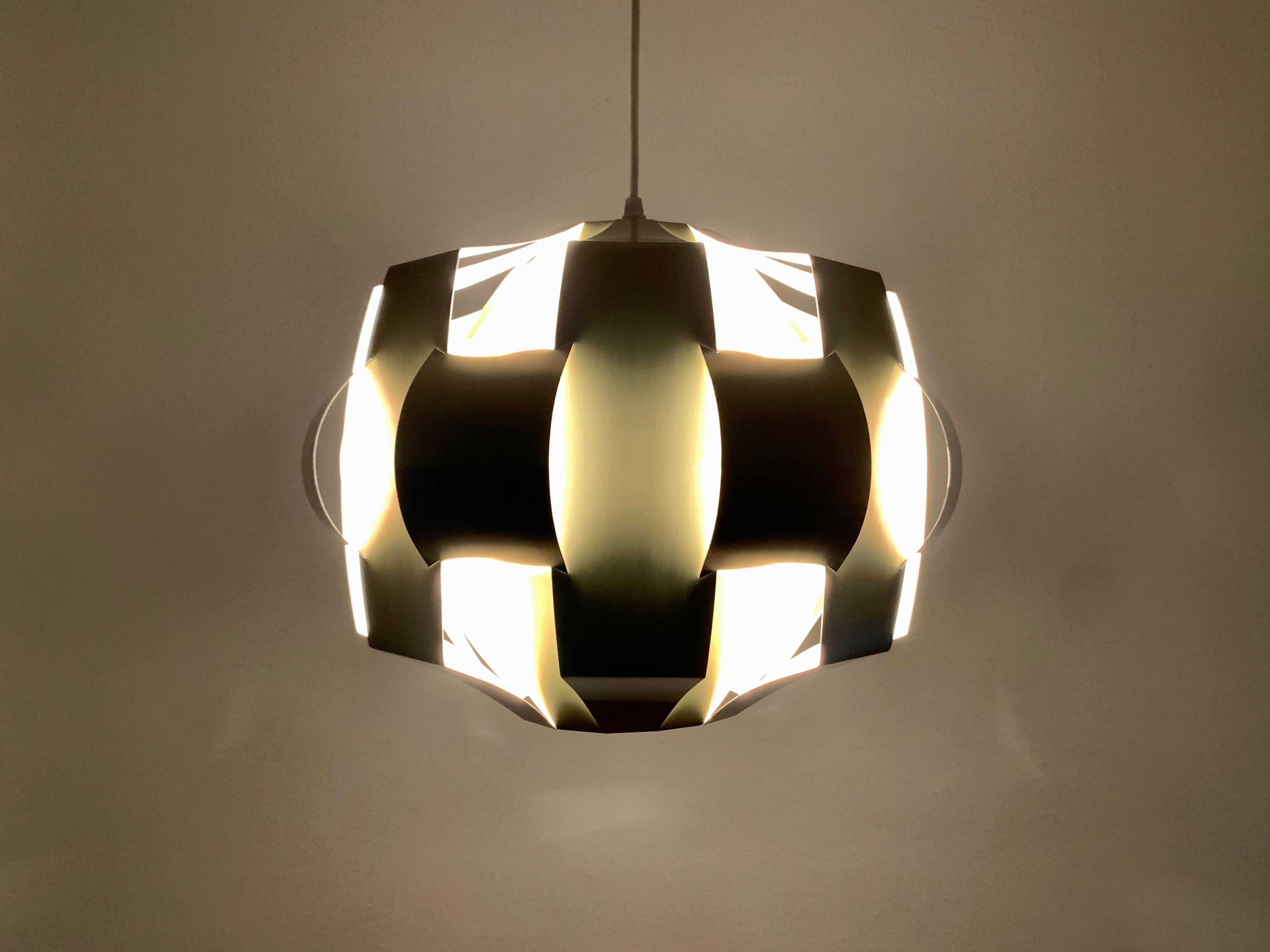 Canadian Origami Metal Pendant Lamp For Sale 2